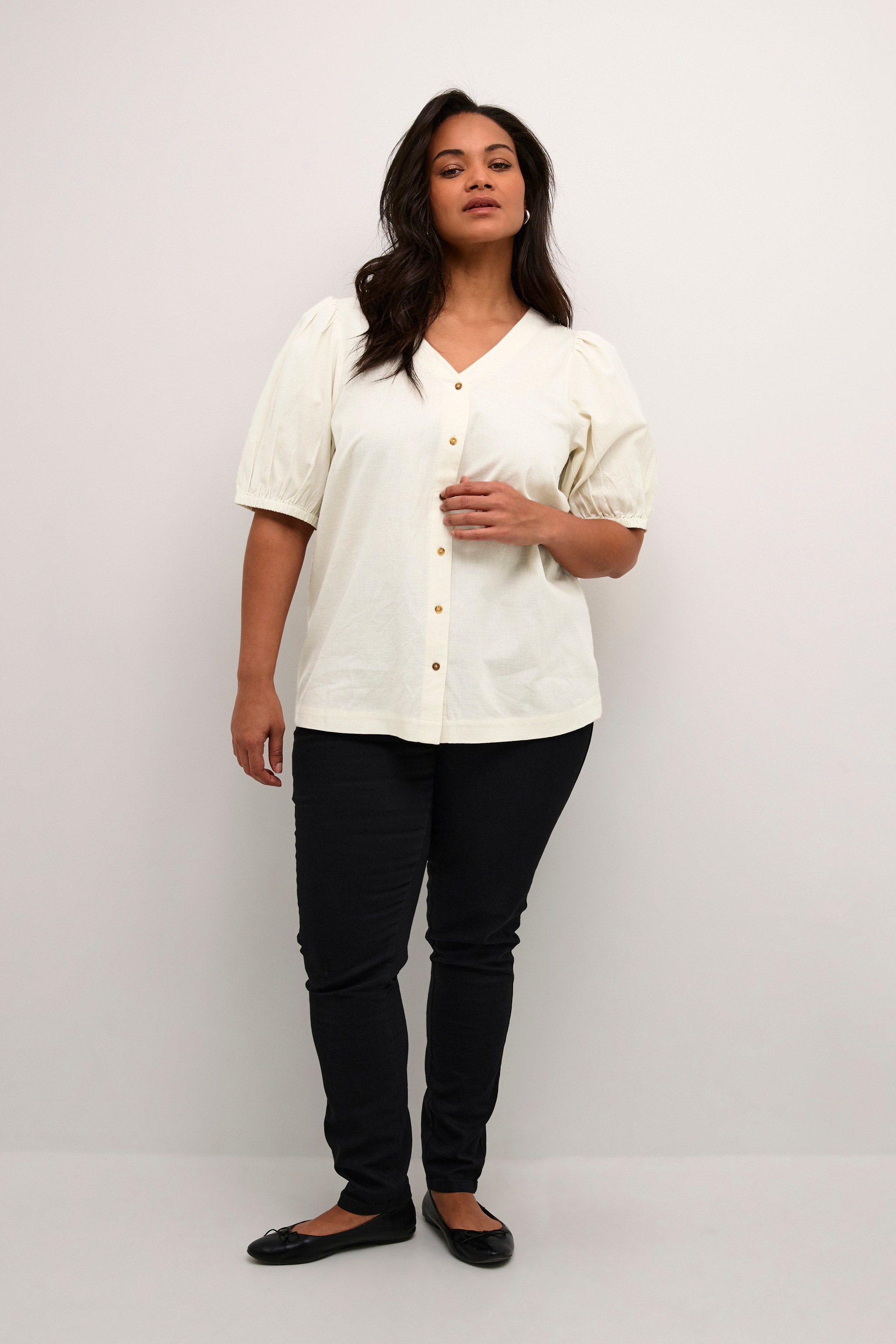 KAFFE Curve Kurzarmbluse »Damen Bluse kurzarm KCvicca«