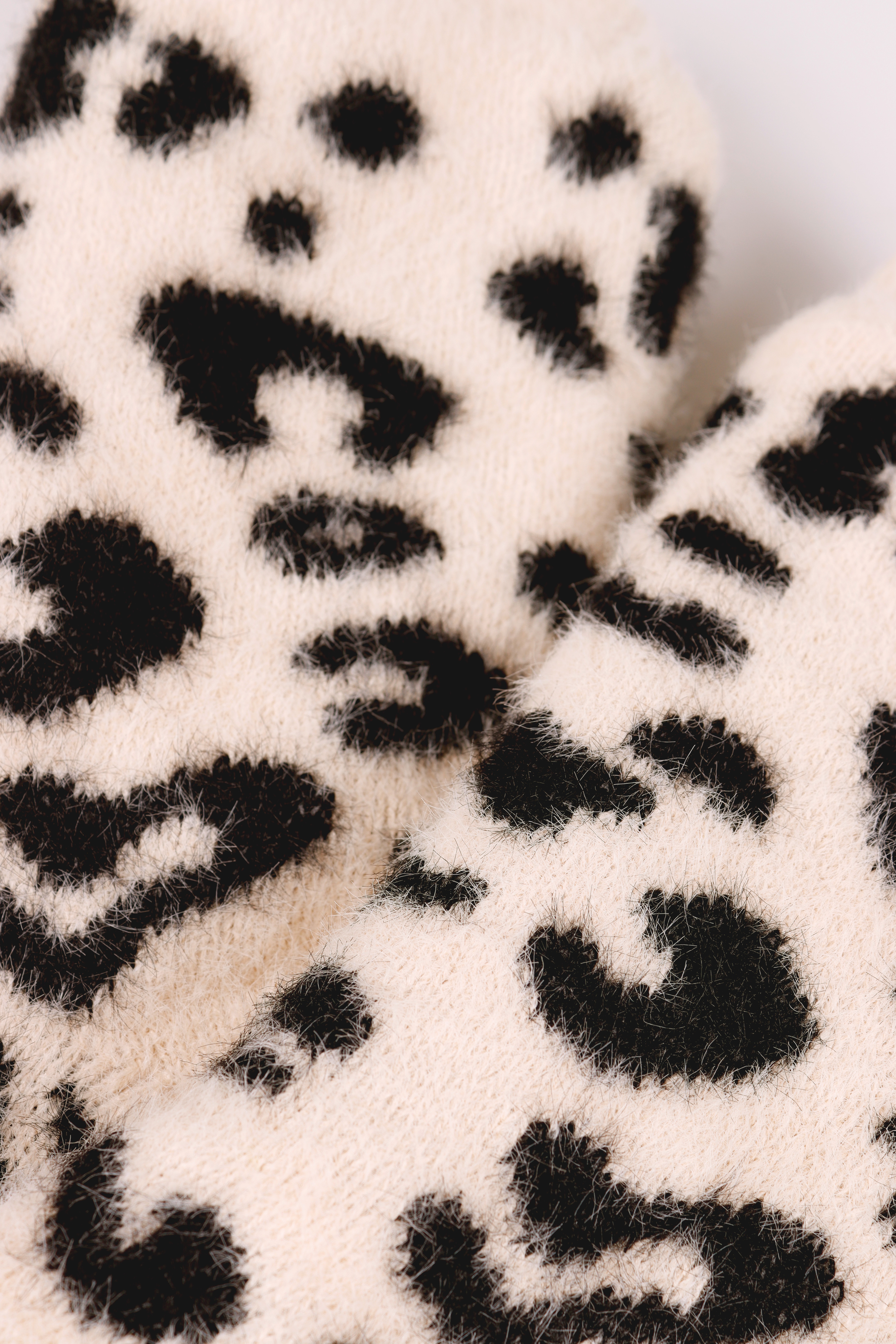 Thumbnail - Capelli New York Haussocken Leoparden-Muster, weich, bequem, wärmend, Anti-Rutsch