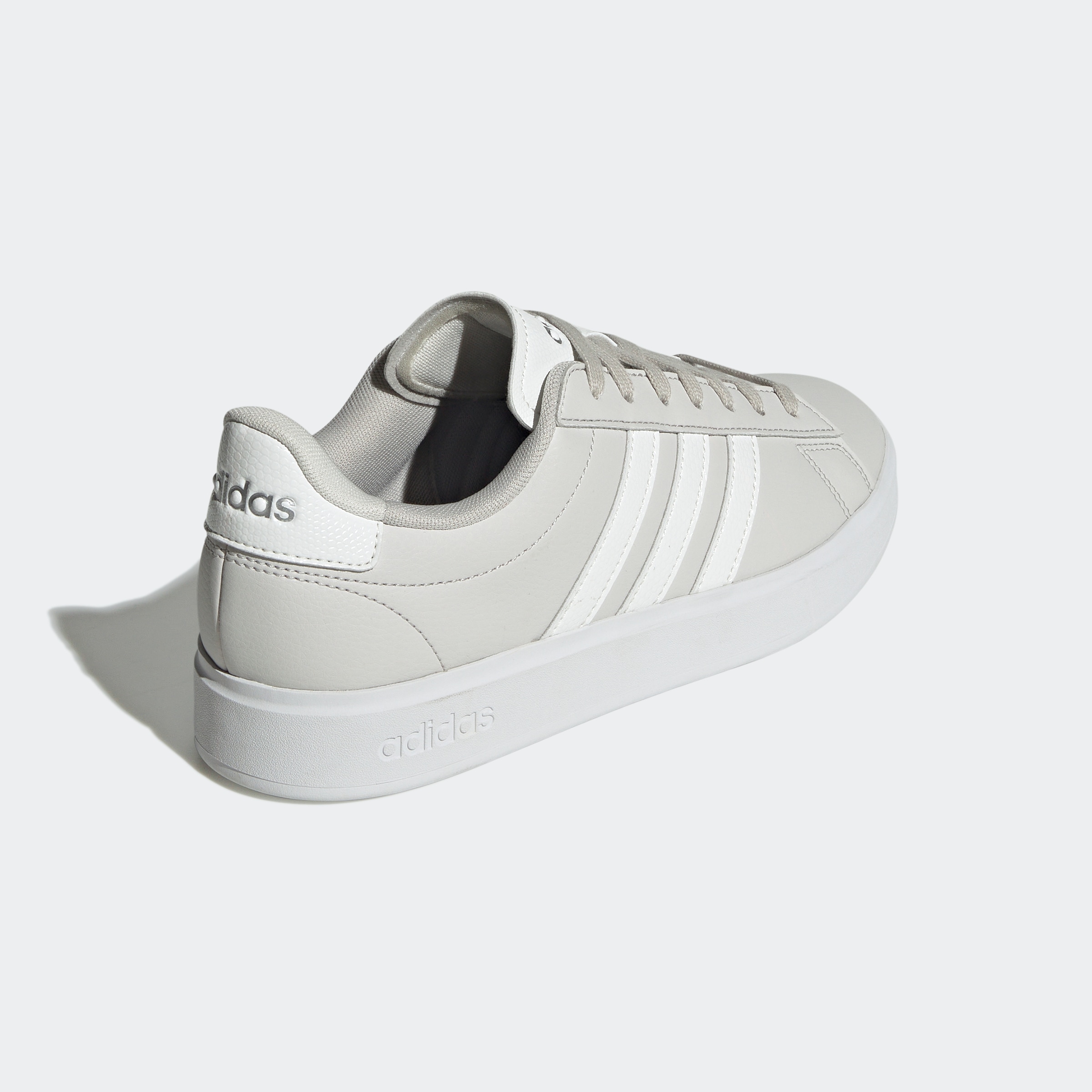 adidas Sportswear Sneaker »GRAND COURT 2.0«, Design auf den Spuren des adidas Superstar