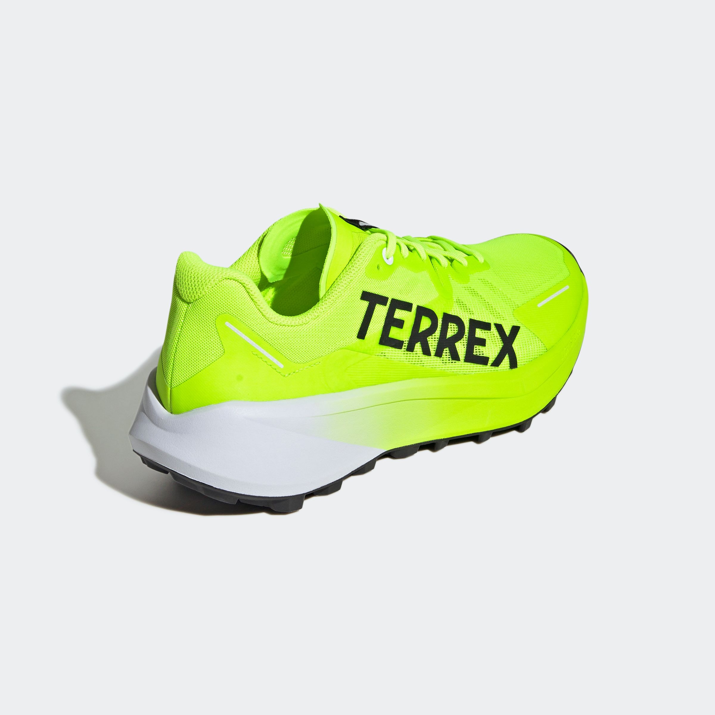 adidas TERREX Trailrunningschuh »TERREX AGRAVIC 3 TRAILRUNNING«