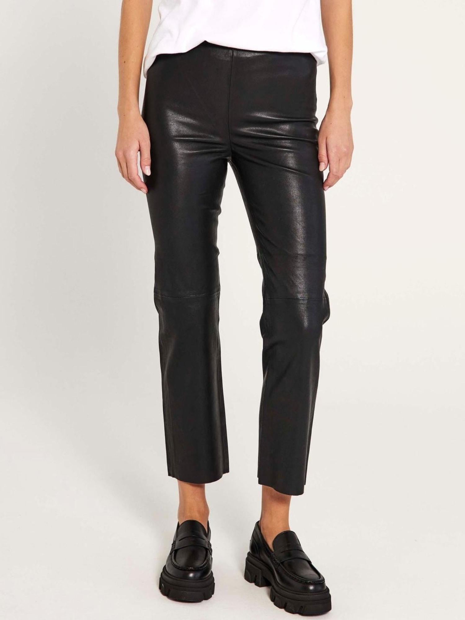 NORR Chinohose "NORR Trouser Celia" günstig online kaufen