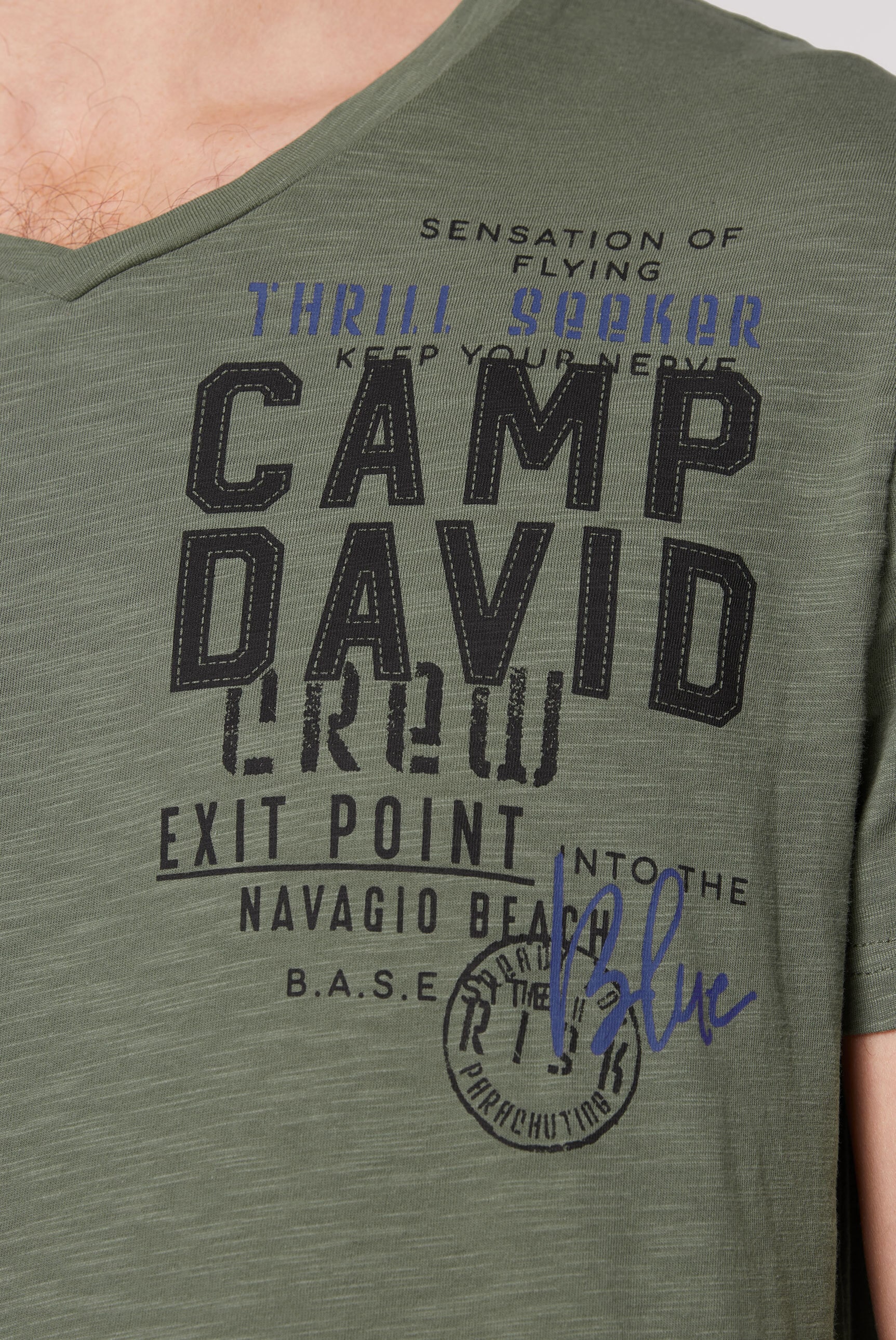 CAMP DAVID V-Shirt, mit maskulinem V-Ausschnitt