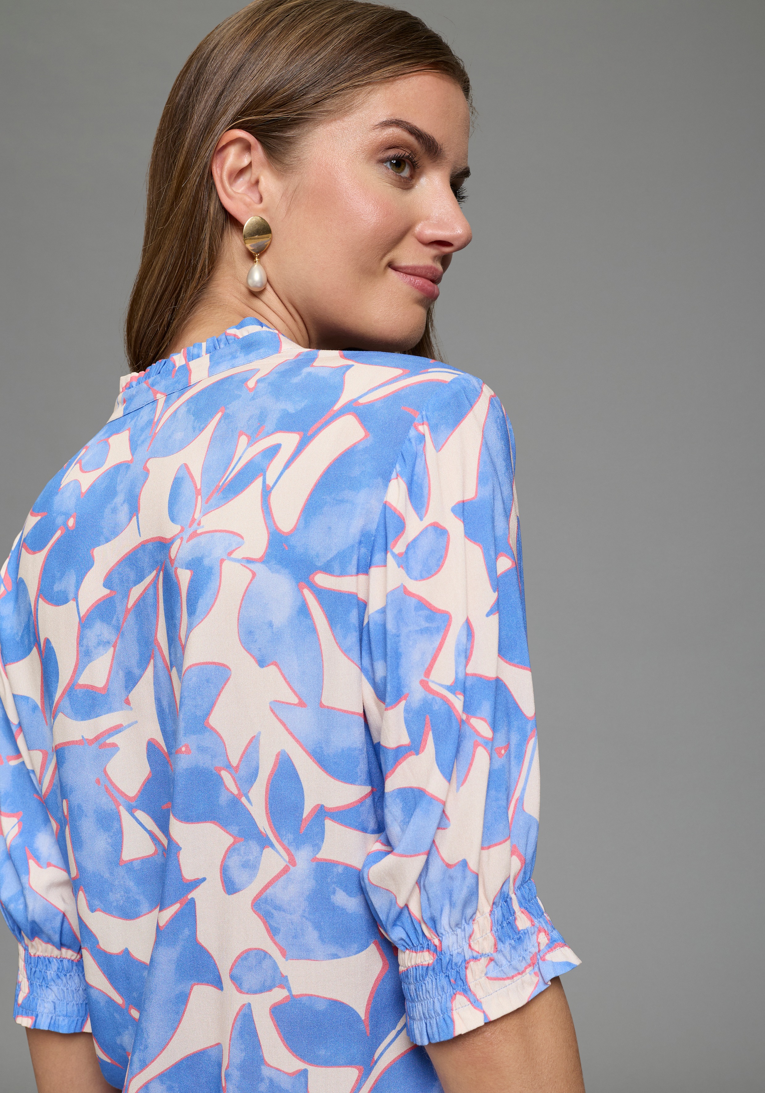 Thumbnail - Laura Scott Druckbluse bedruckte Bluse, femininer Stil, leichtes Webmaterial, aus Viskose