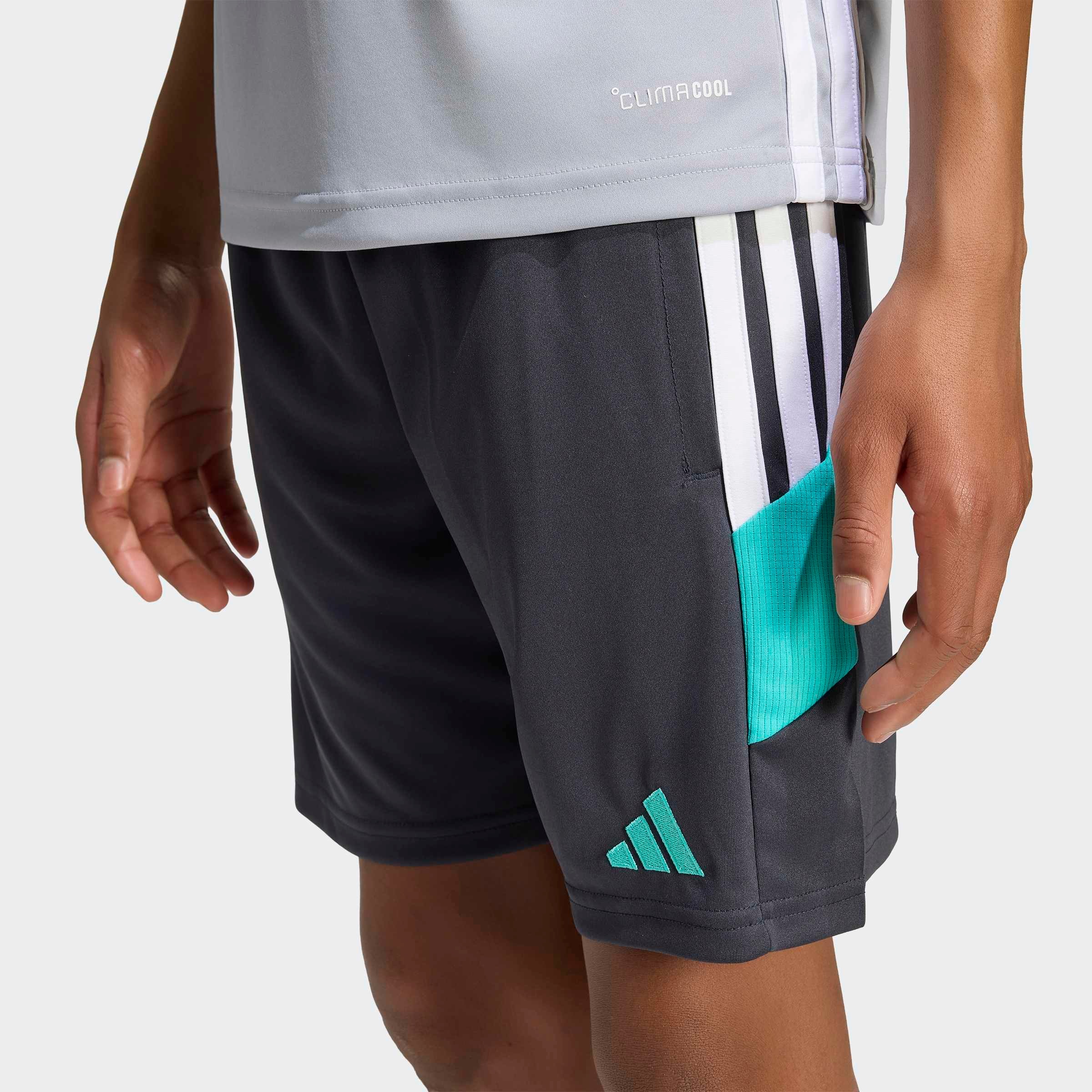 adidas Performance Trainingsshorts »TIRO 26 ESSENTIALS KIDS«  für Kinder, mit CLIMACOOL® Technologie, aus Interlock-Material