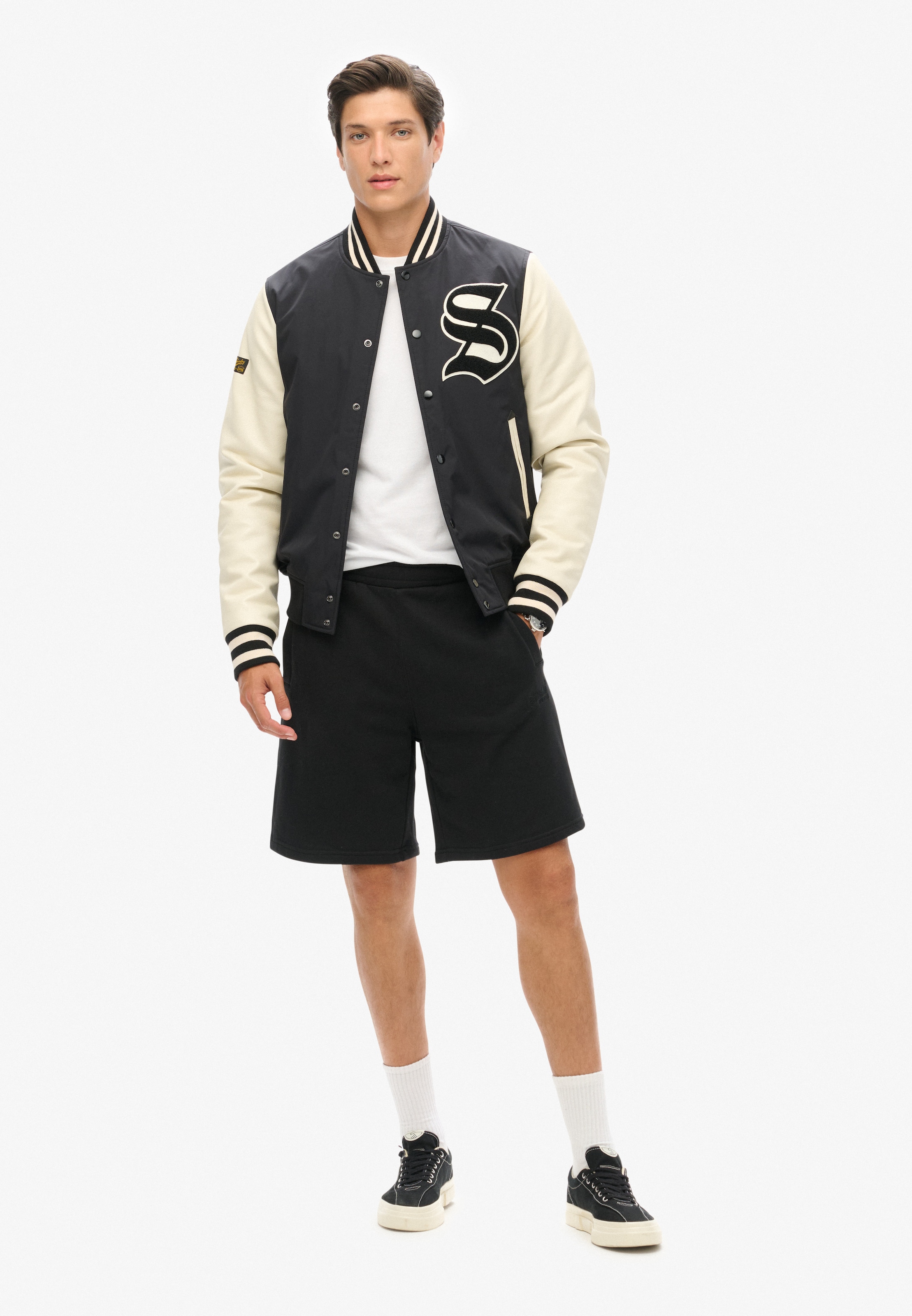 Superdry Jerseyhose »SD-ESSENTIAL LOGO JERSEY SHORT UB«
