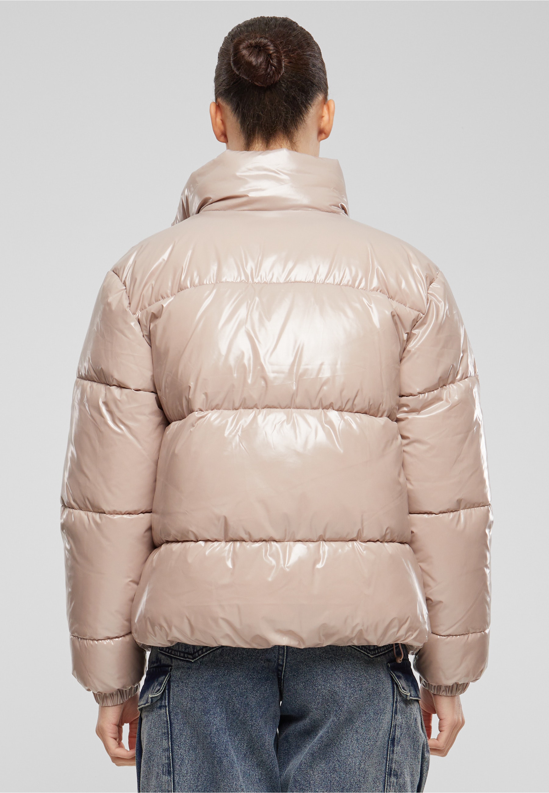 URBAN CLASSICS Winterjacke »Urban Classics Ladies Recycled Short Shiny Puffer Jacket« 1 Stk. tlg. ohne Kapuze