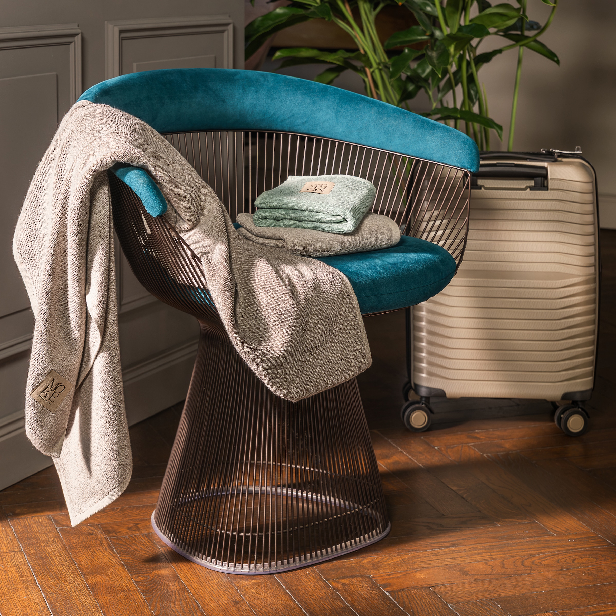 Möve Handtuch »Soft Silence Uni mit Prägeetikett«