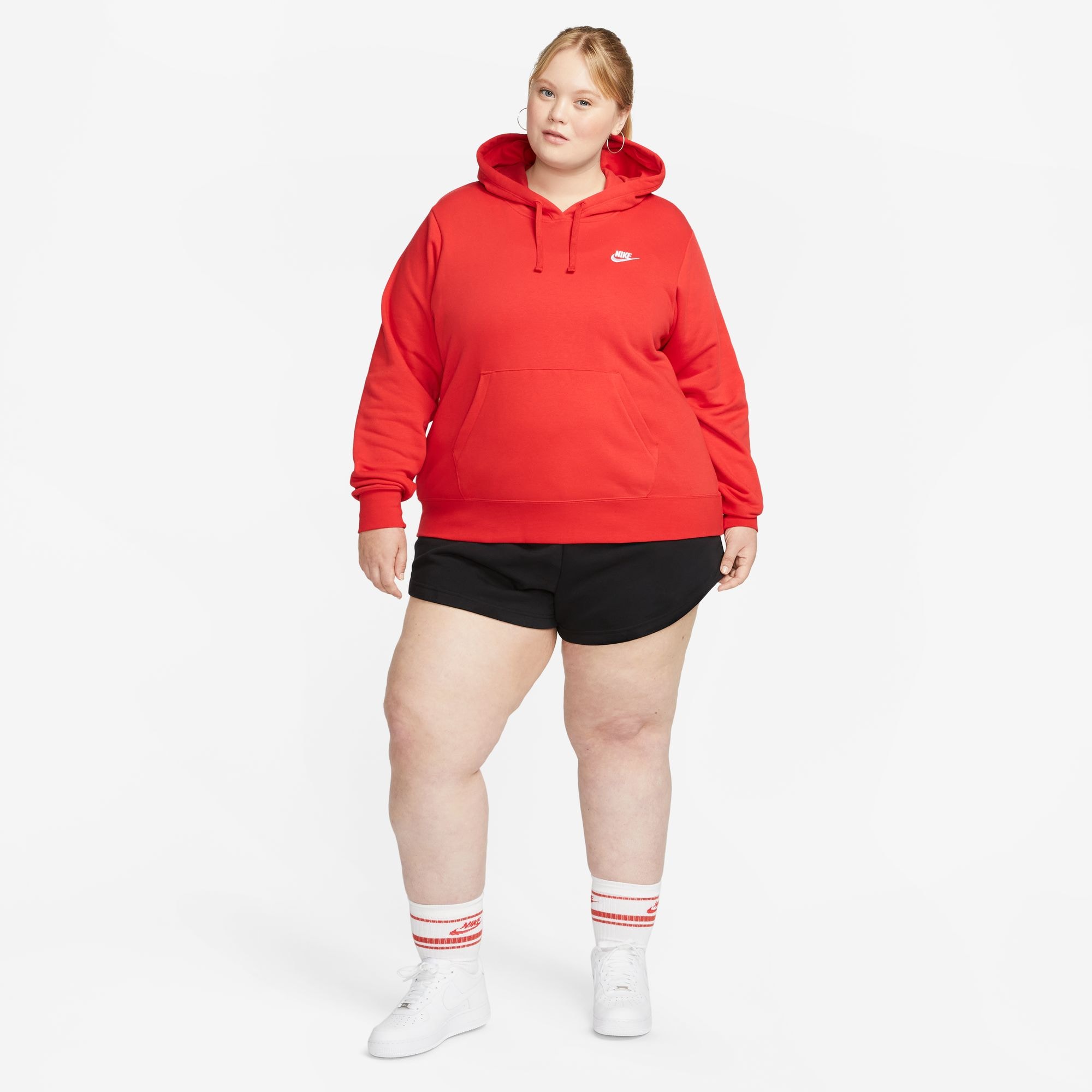 Nike Sportswear Kapuzensweatshirt »CLUB FLEECE WOMEN'S PULLOVER HOODIE (PLUS SIZE)«