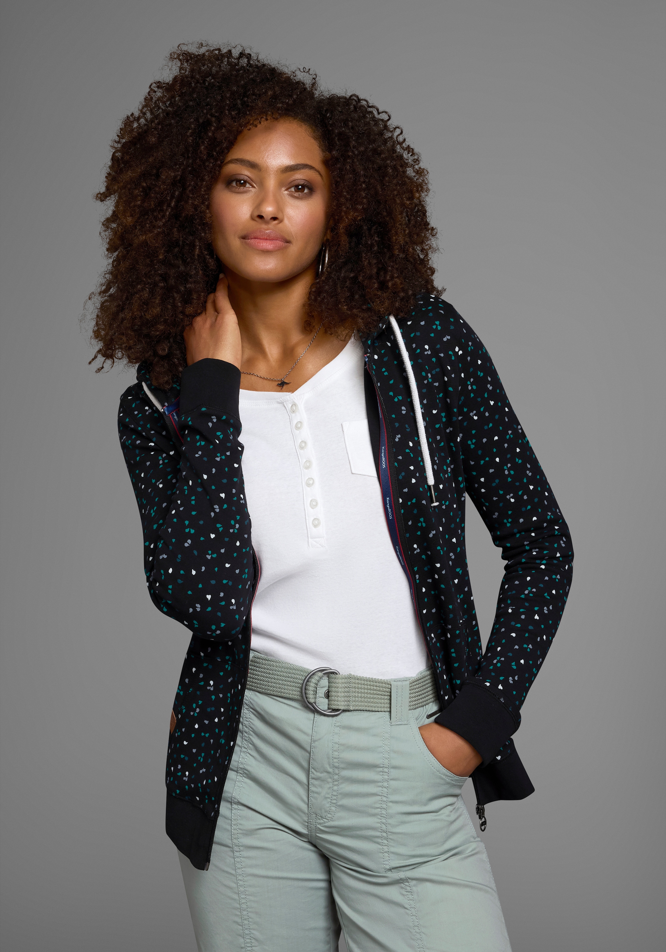 KangaROOS Kapuzensweatjacke, mit sportlichem Minimal-Print