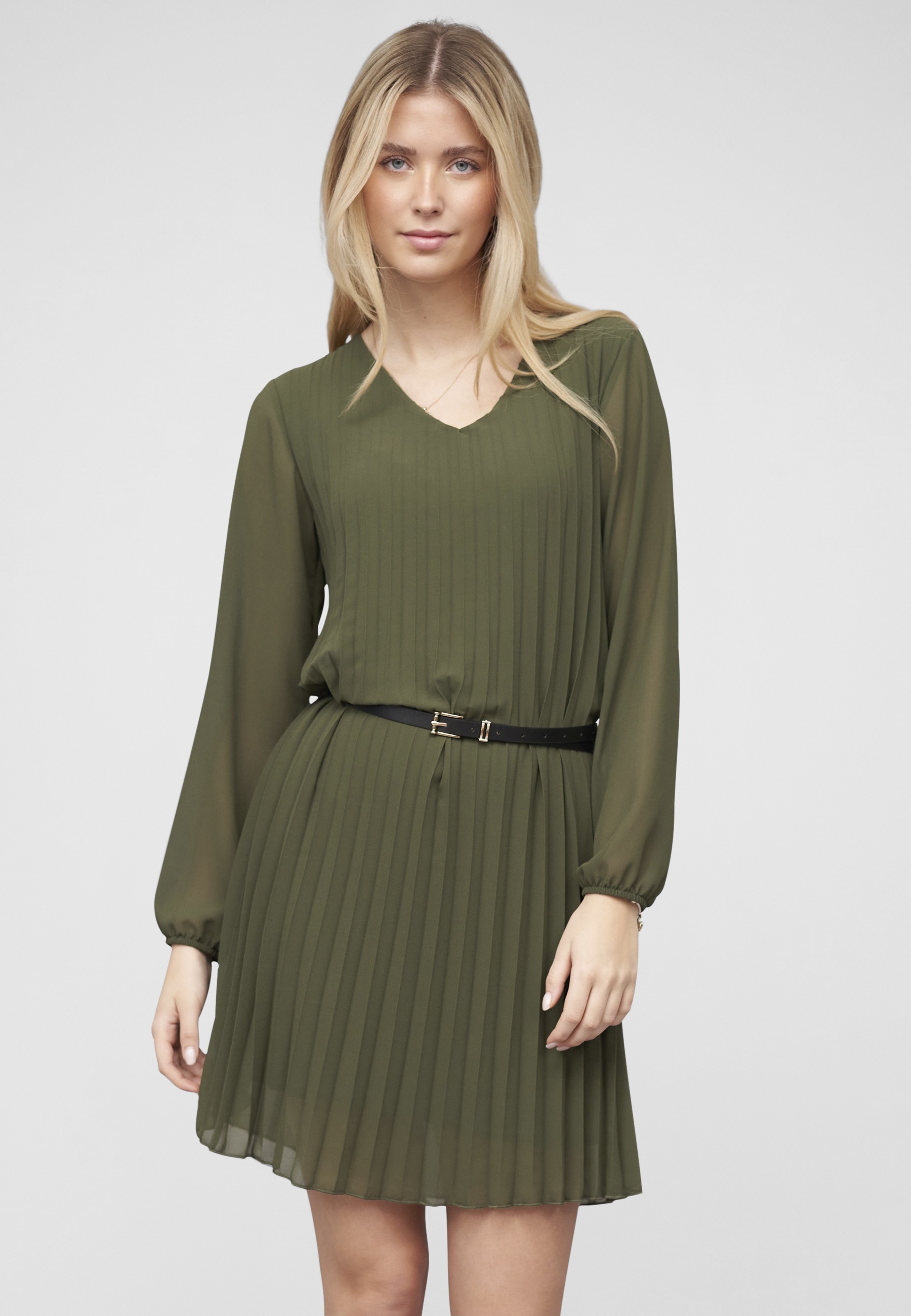 CLOUD 5IVE Shirtkleid »CLOUD 5IVE Cloud 5ive Pleated Dress with belt« 1 Stk. tlg.