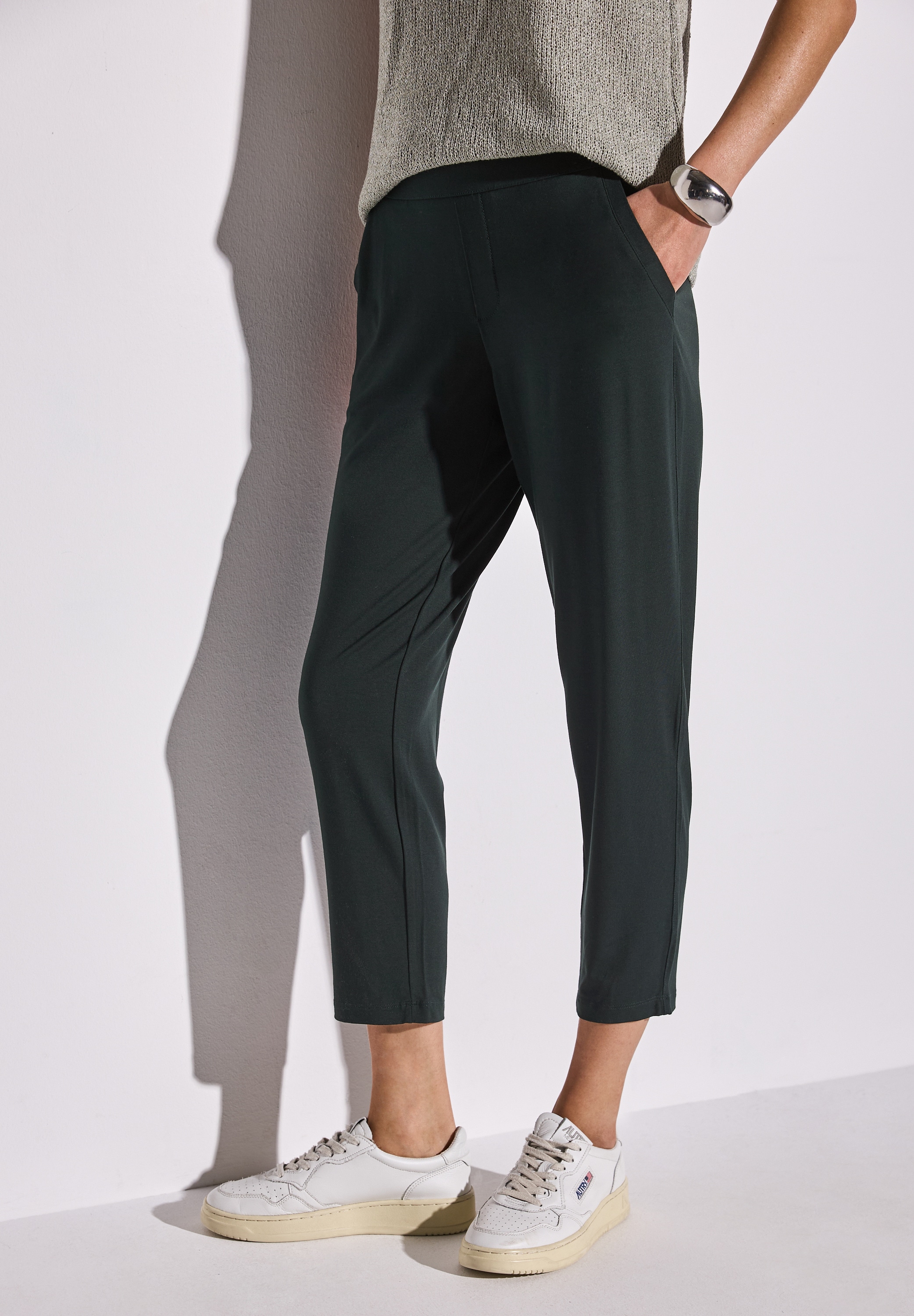 STREET ONE Stoffhose »Style Bonny«, Sommerhose mit elastischem Bund
