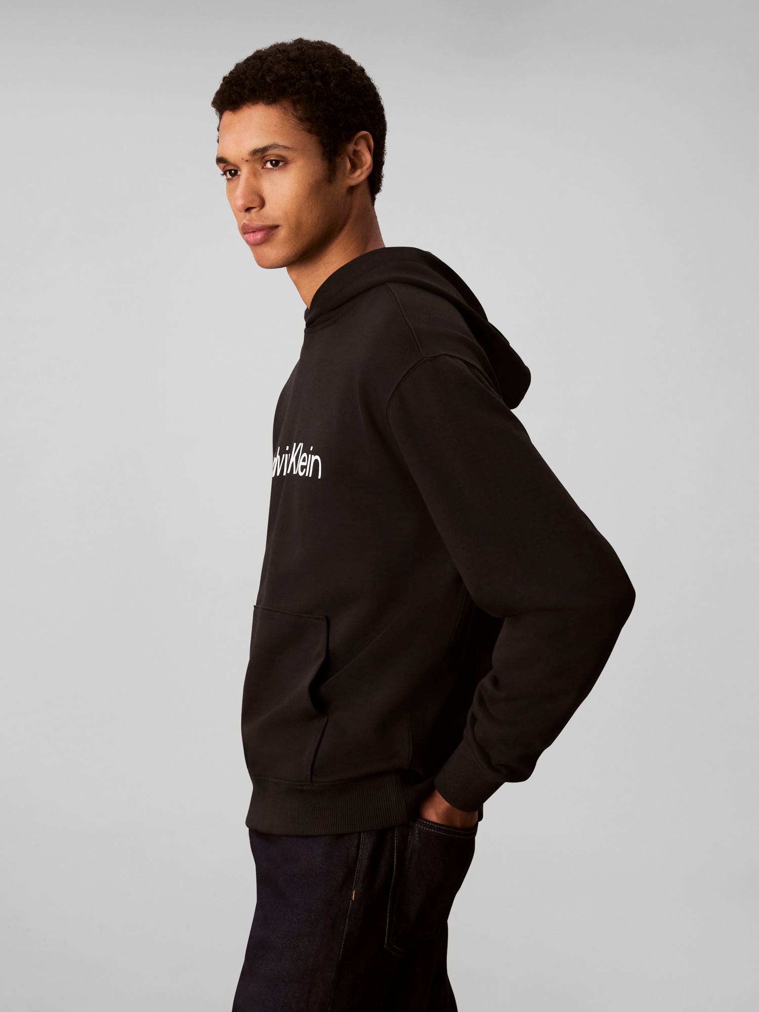 Calvin Klein Kapuzensweatshirt »LS EU STANDARD LOGO 350TERRY PO«, Mit Rundhalsausschnitt, regular fit