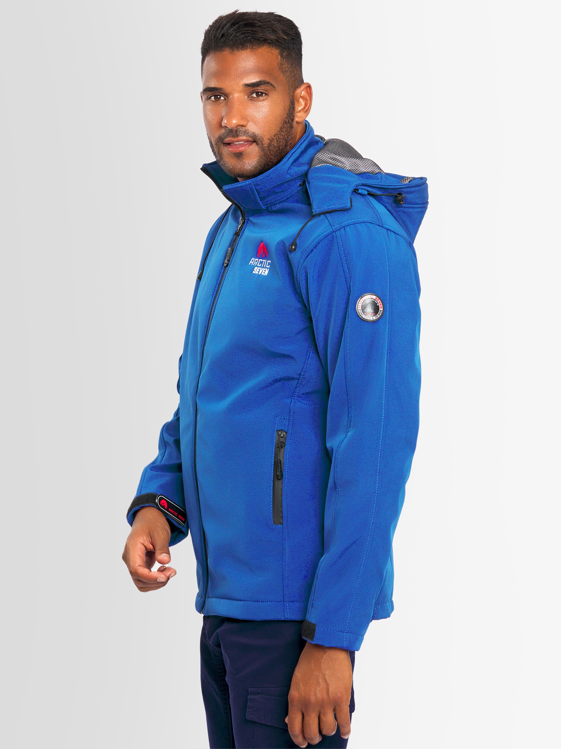 Arctic Seven Softshelljacke »ASAdventuraa«, sportliche Outdoorjacke mit abnehmbarer Kapuze