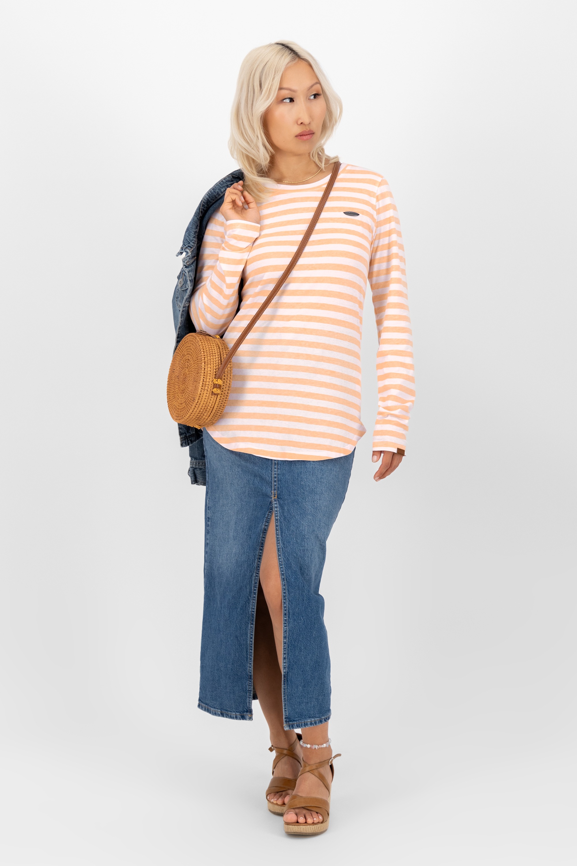 Alife & Kickin Langarmshirt »Damen LeaAK Z«, Figurnah geschnittenes Longsleeve Shirt mit Rundhalsausschnitt