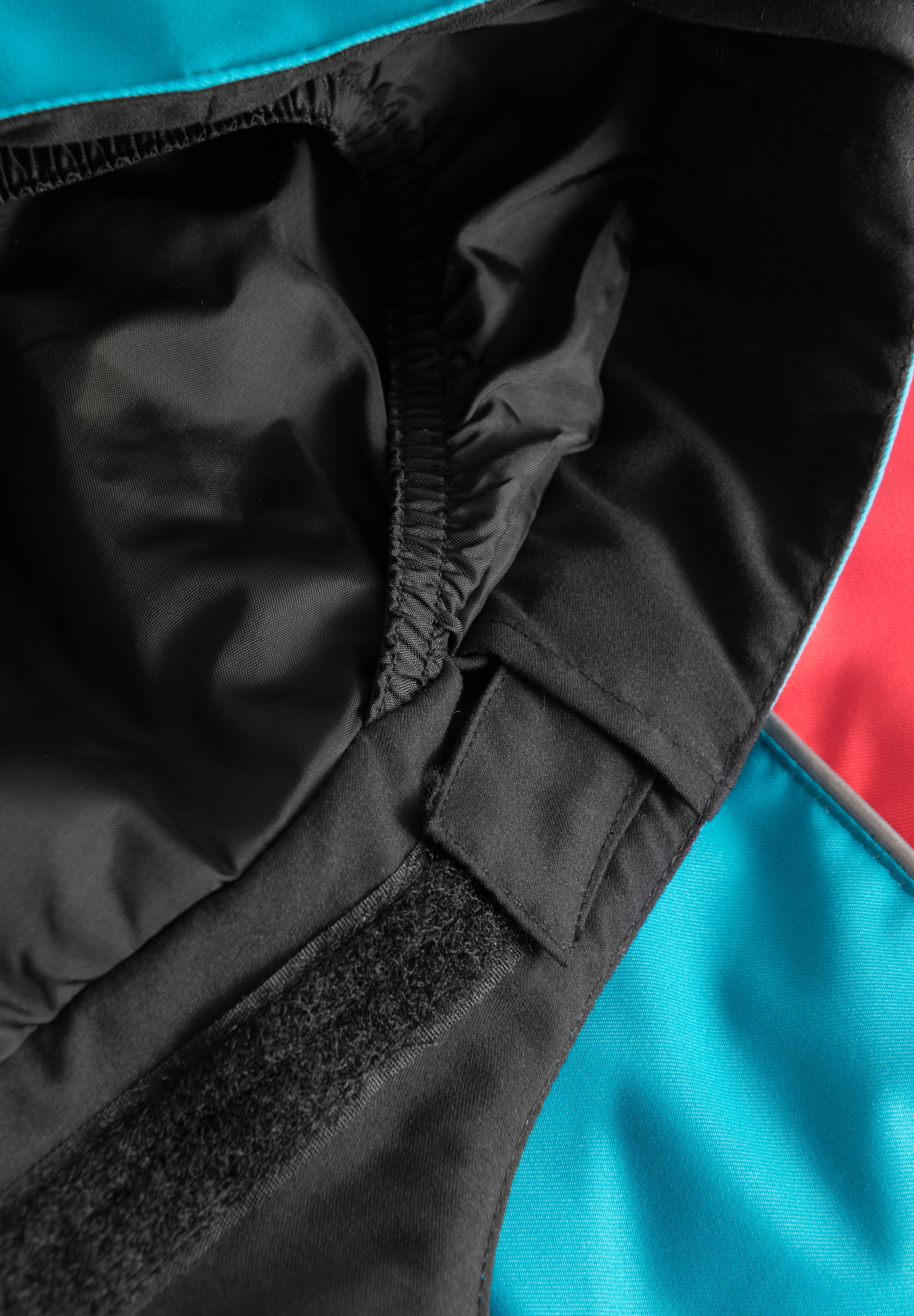 WeeDo Schneeoverall »COSMO LOVE« Verstärkte und gepolsterte Knie, Ellbogen, Handflächen und Gesäß