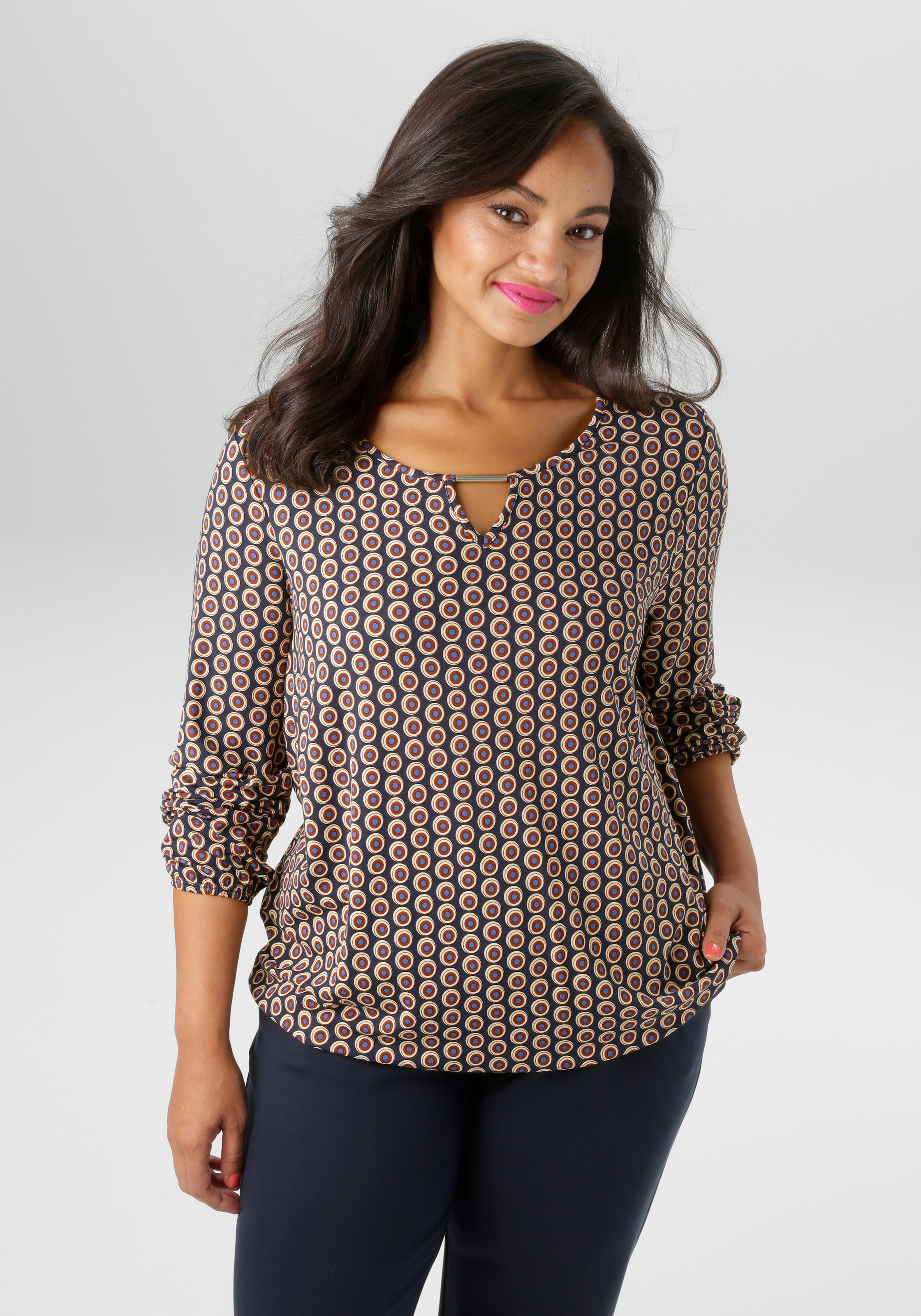 Aniston PLUS Langarmshirt mit silberfarbenem Schmuckstäbchen günstig online kaufen