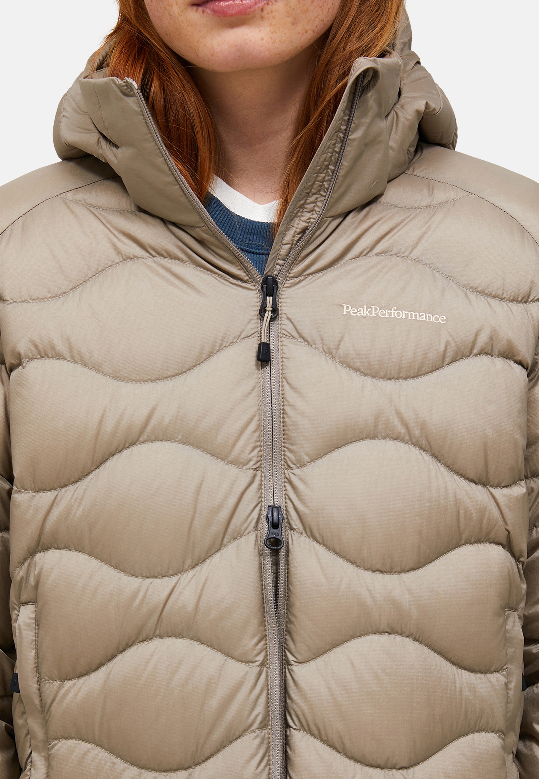 Peak Performance Daunenmantel »W Helium Down Coat« mit sportivem Design