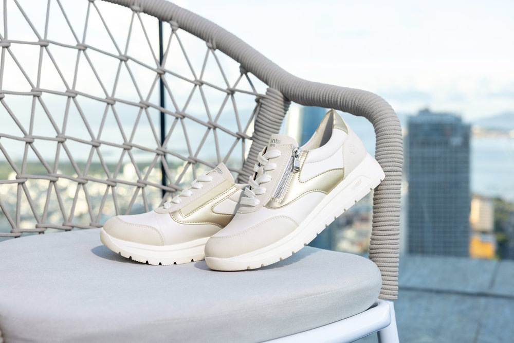 Remonte Keilsneaker Schnürschuh, Halbschuh, Casual-Sneaker mit seitlichem R günstig online kaufen