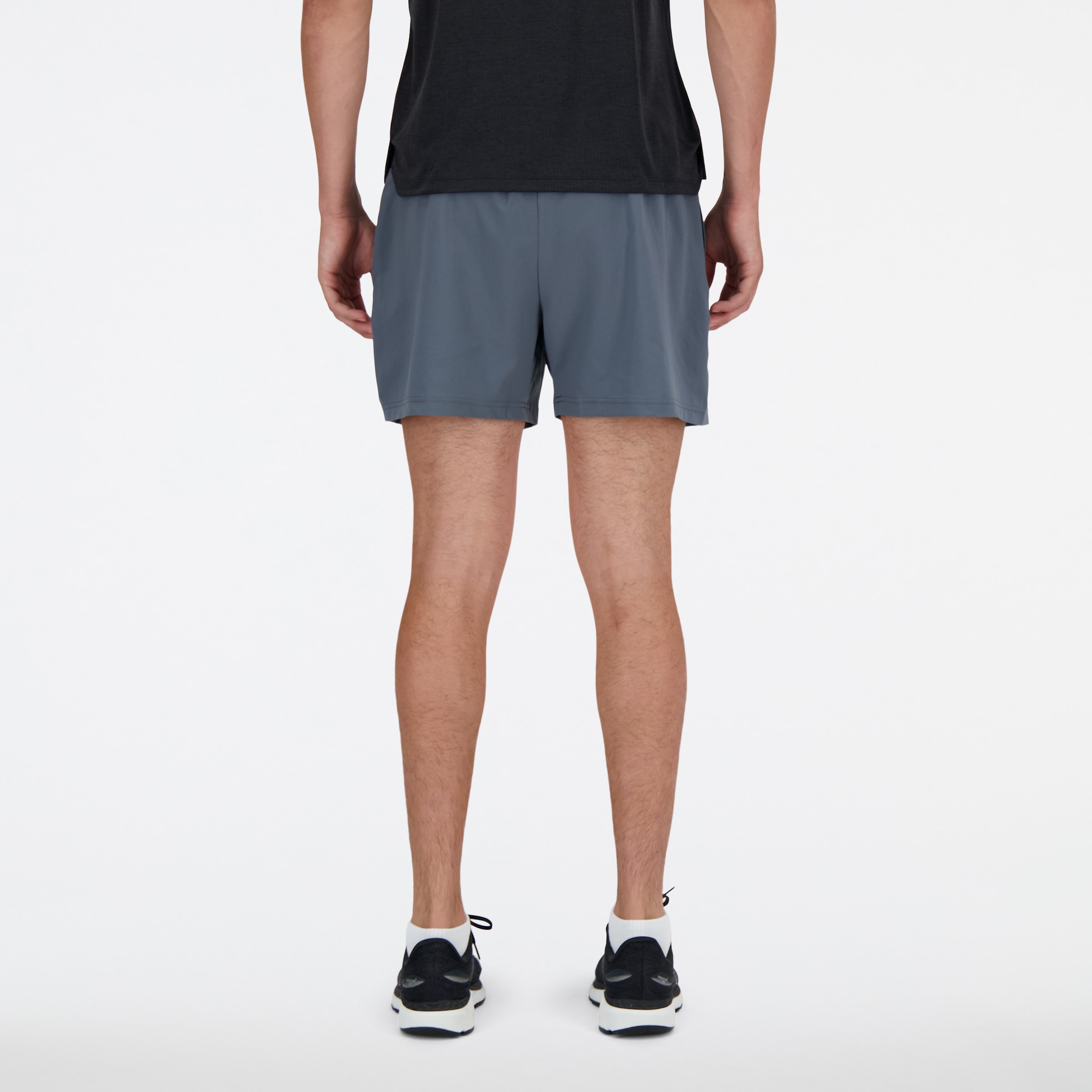 New Balance Laufshorts »Sport Essentials Short 5"«
