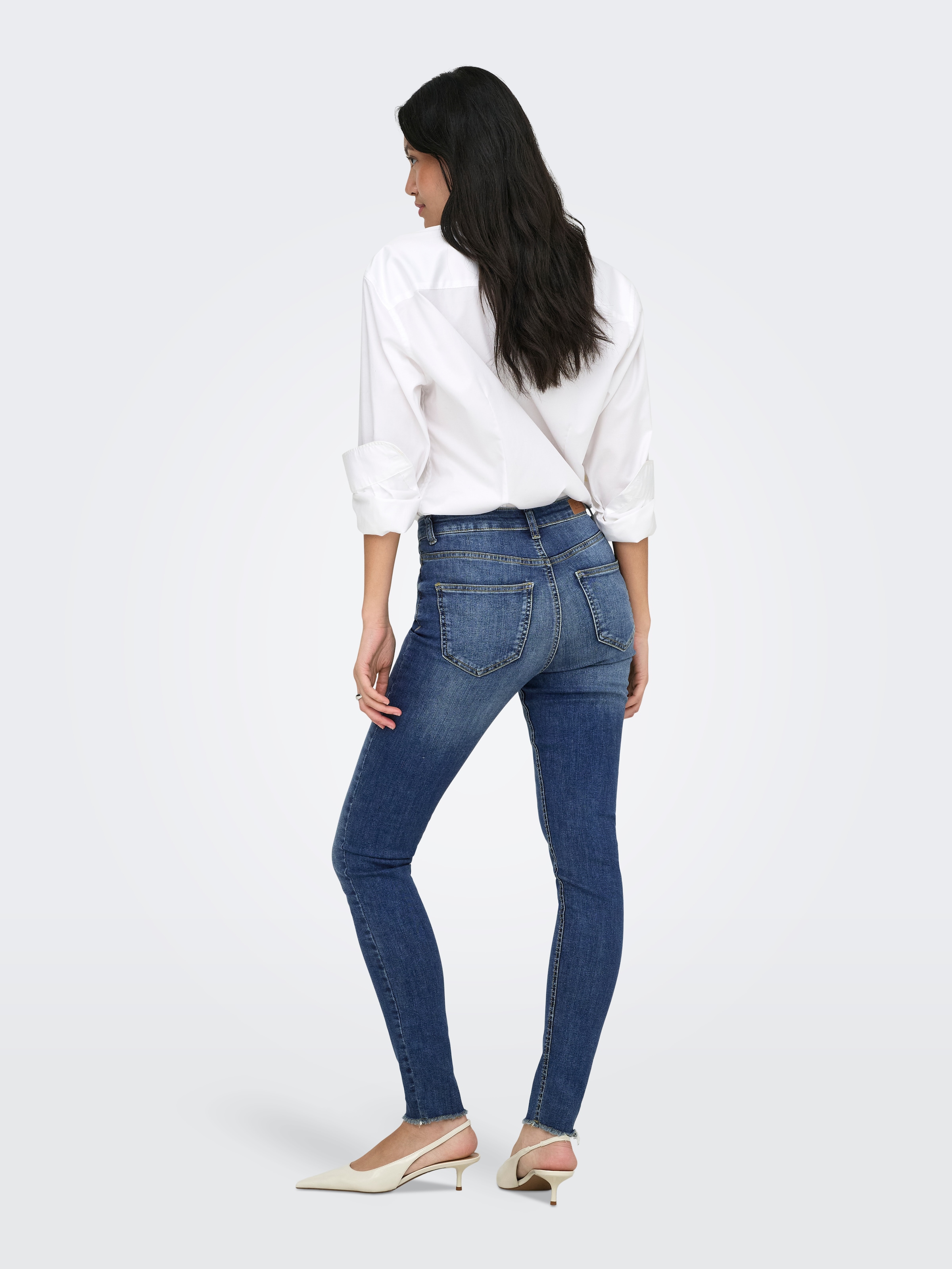 ONLY Skinny-fit-Jeans »ONLWAUW HW SPARKLE SKINNY DNM« mit Glitzersteinchen Detail