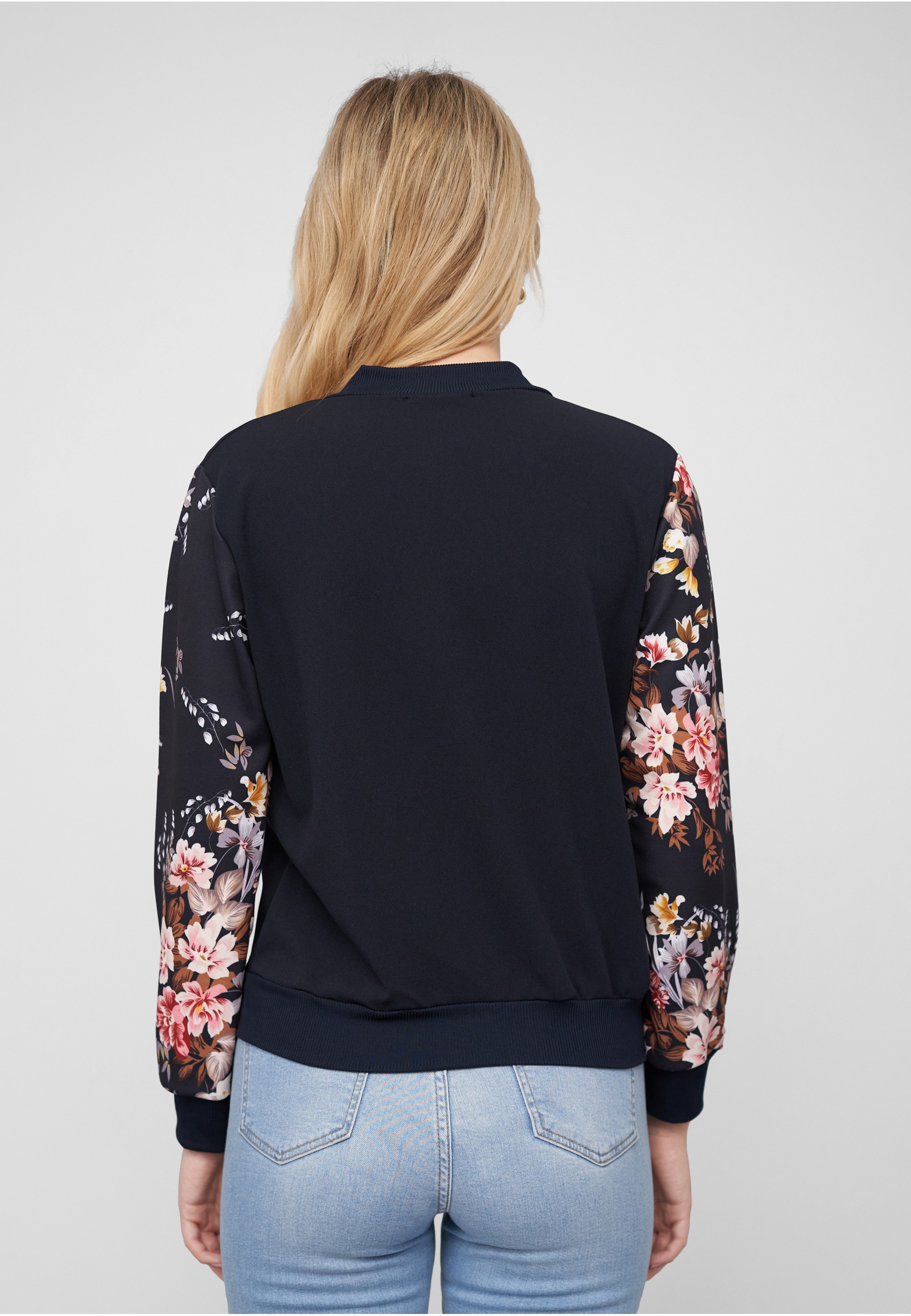 CLOUD 5IVE Bomberjacke »CLOUD 5IVE Blouson with Flower Print Sleeves« 1 Stk. tlg. ohne Kapuze