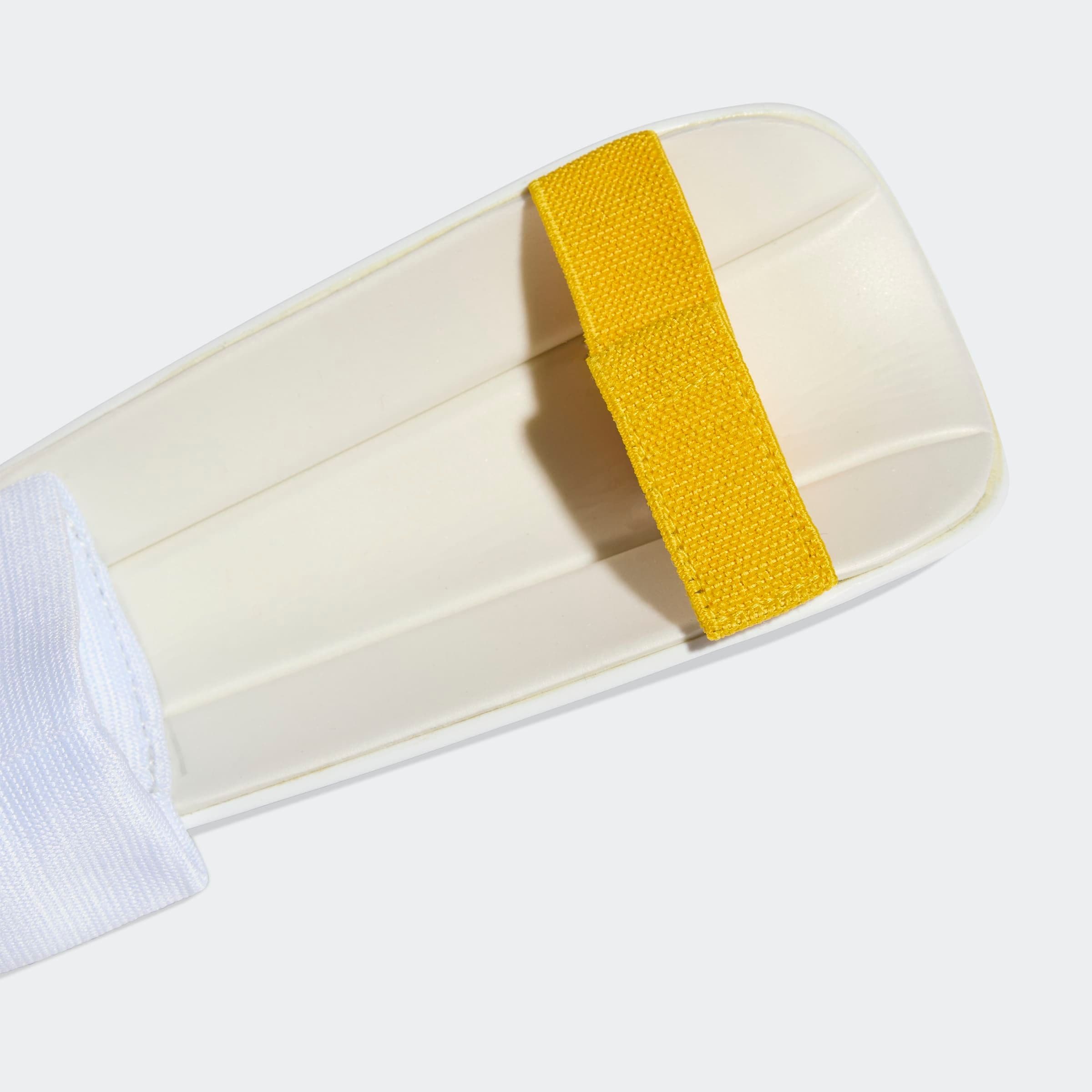 Thumbnail - adidas Performance Fußball Schienbeinschoner "RM SG MTC J" Real Madrid