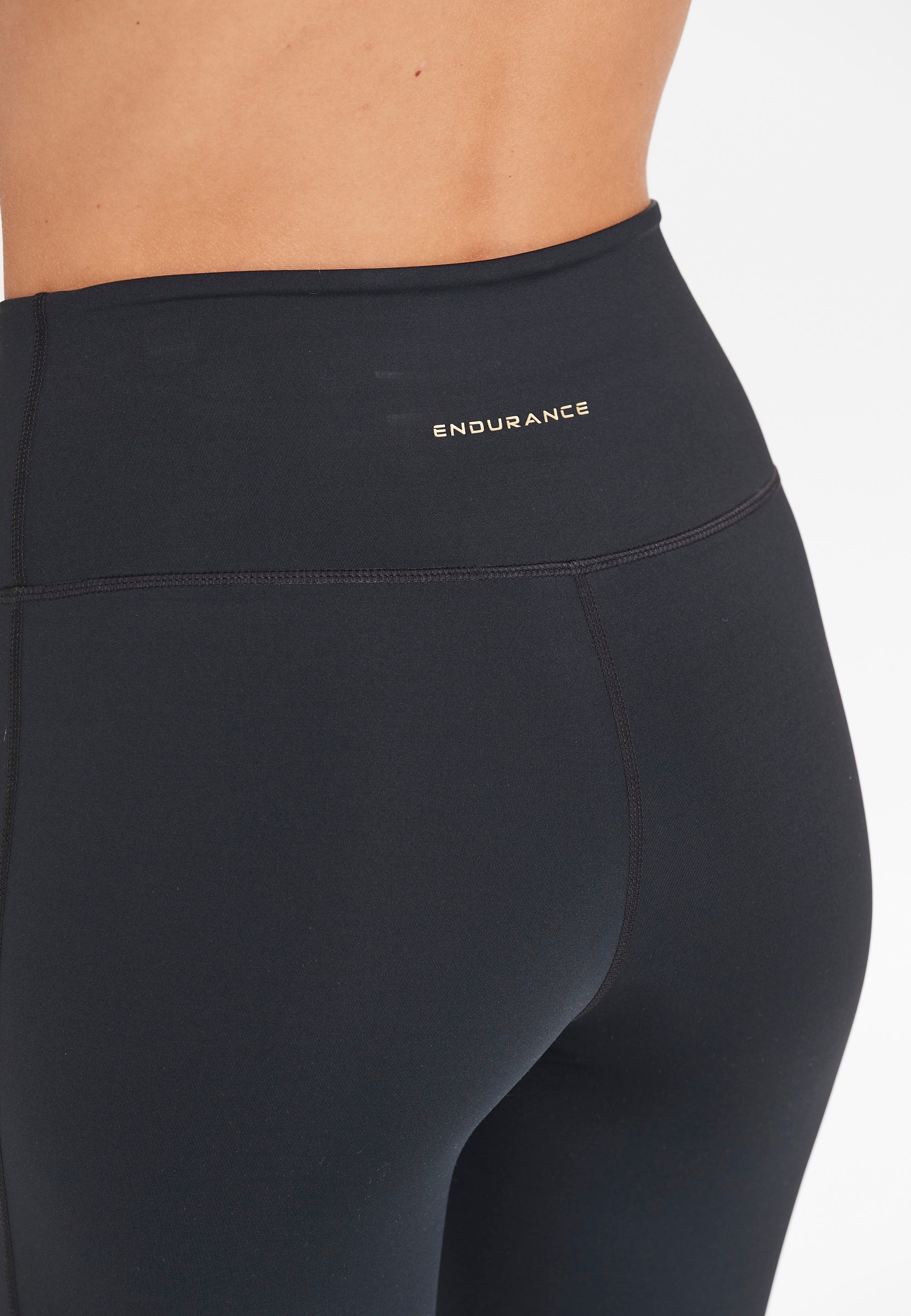 ENDURANCE Radhose »Corniea«, mit praktischen Mesh-Einsätzen