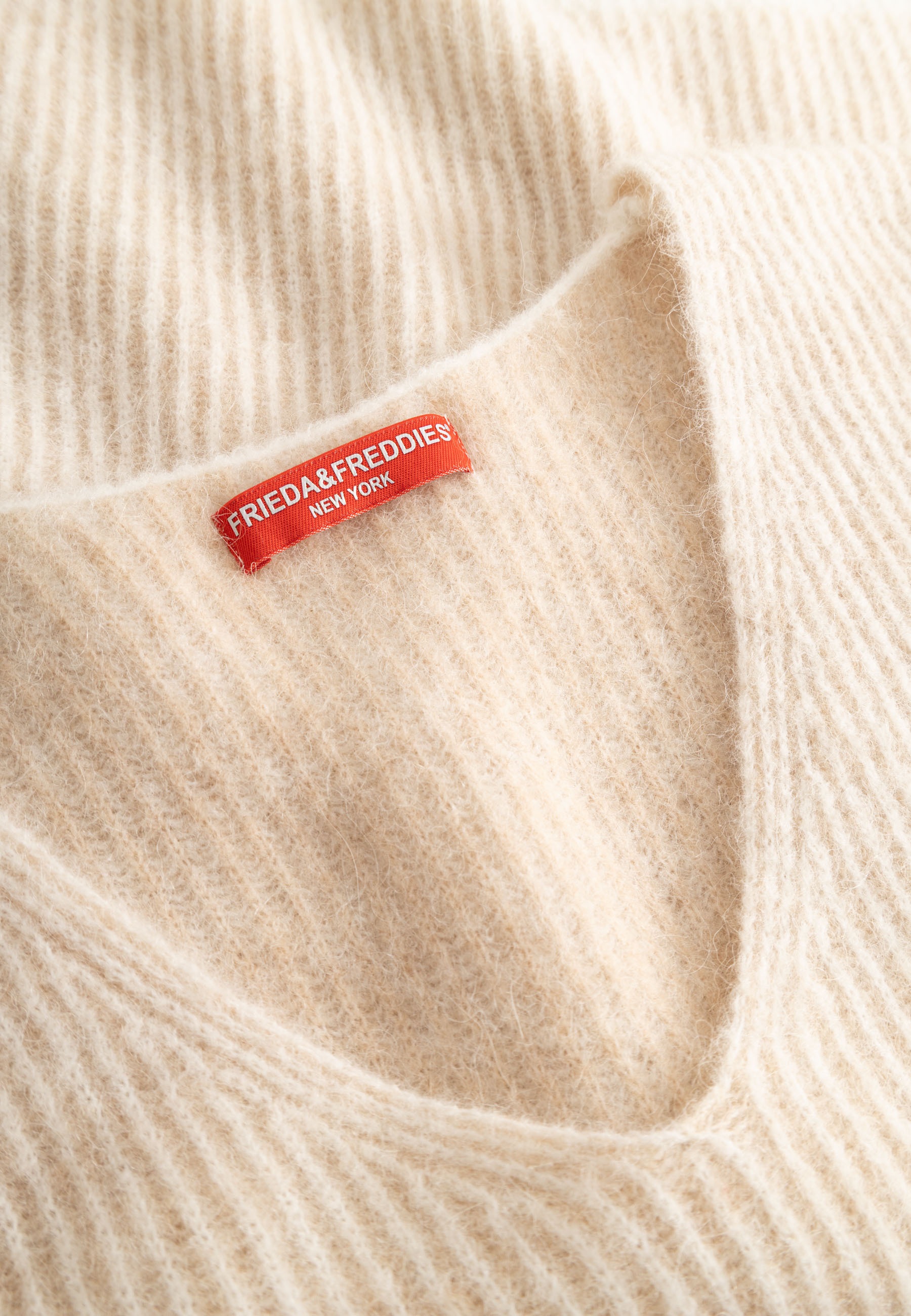 Frieda & Freddies Strickpullover »Frieda & Freddies Strickpullover mit V-Ausschnitt«