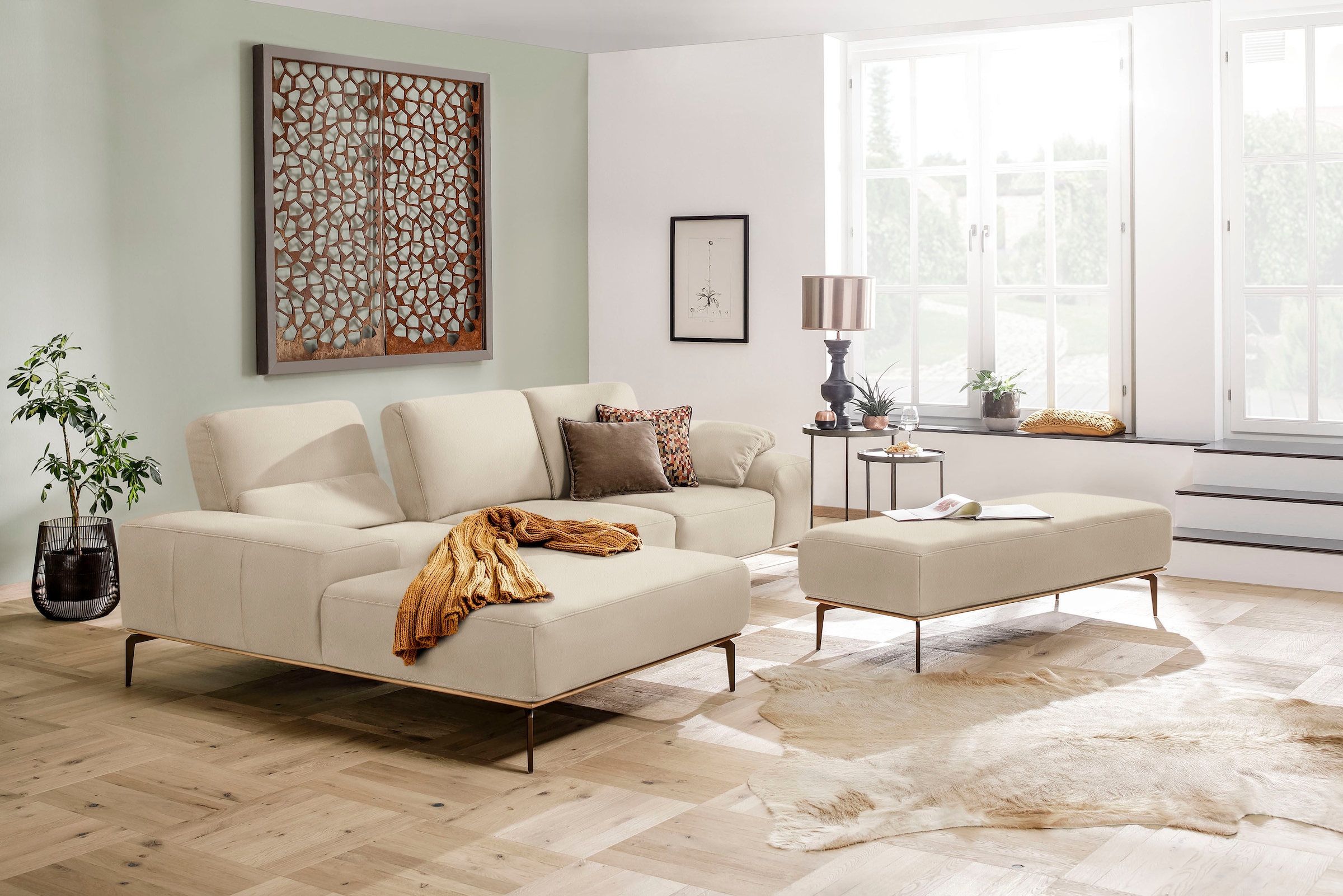 W.SCHILLIG Ecksofa "run, Designsofa mit tollem Sitzkomfort, L-Form" mit Holzsockel, Füße in Bronze pulverbeschichtet, Breite 299 cm