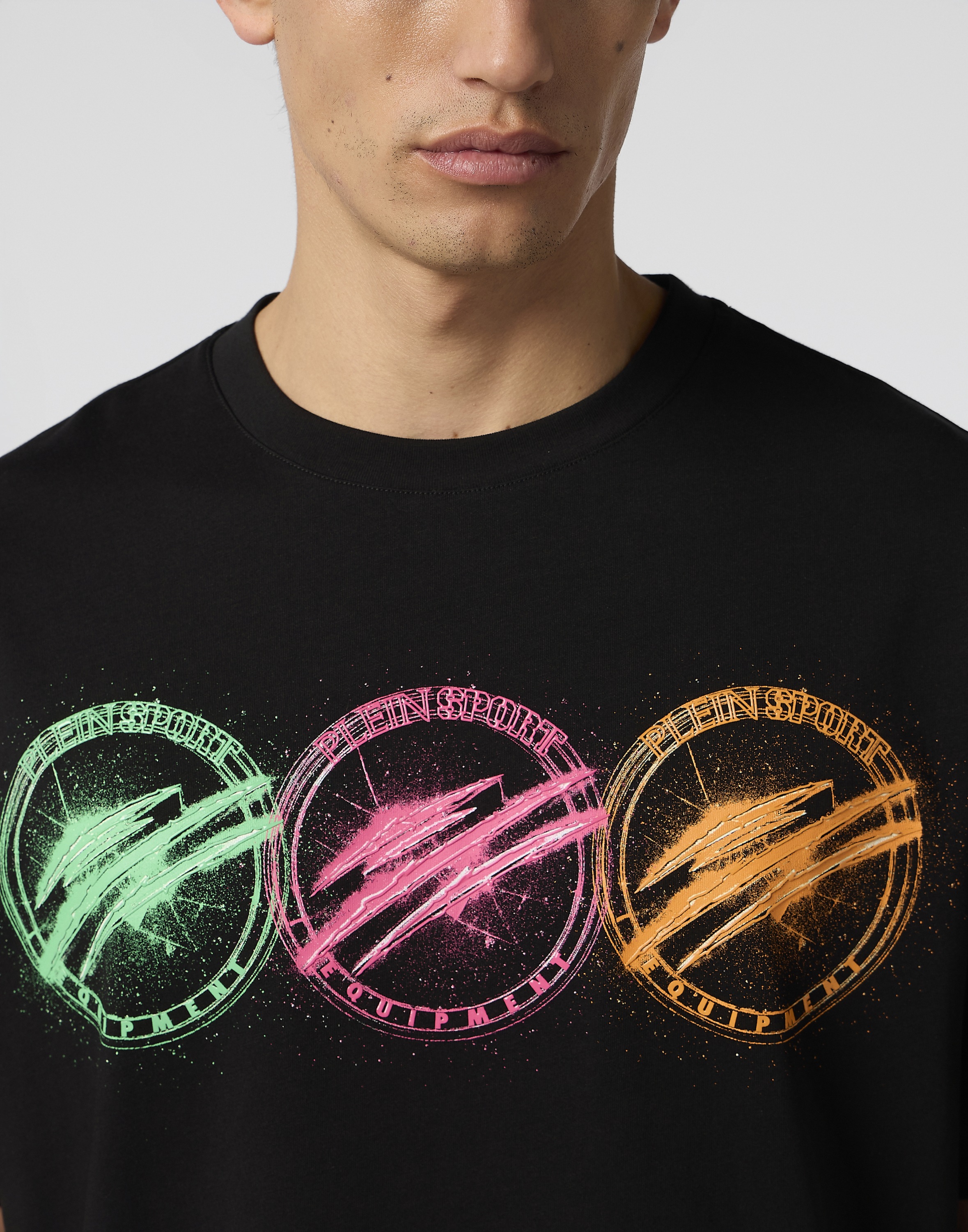 Thumbnail - PLEIN SPORT T-Shirt "Round Neck T-Shirt Multicolor Scratch"