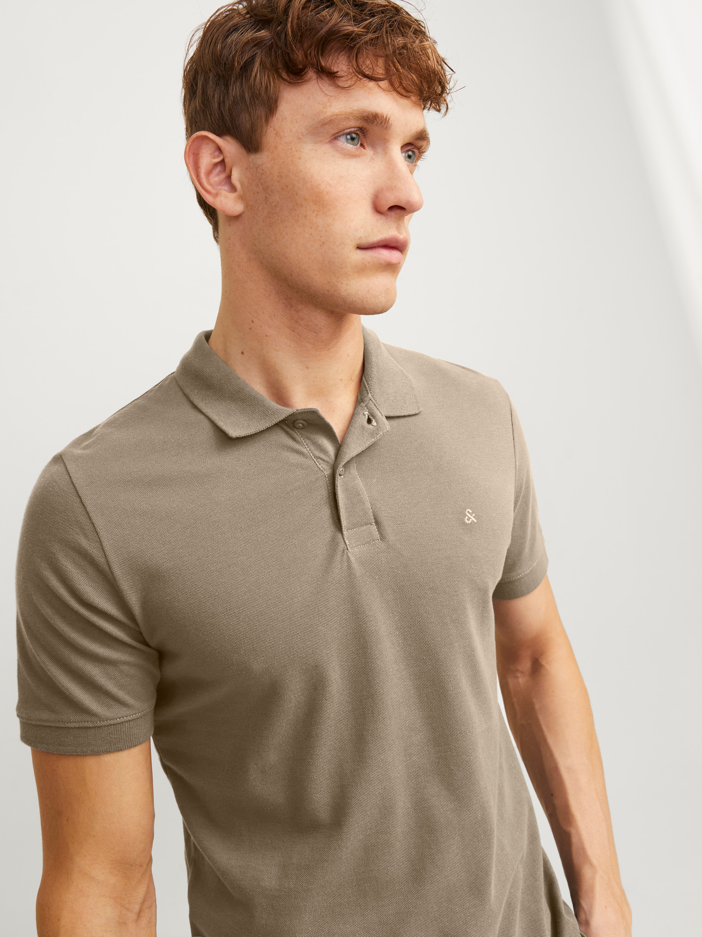 Jack & Jones Poloshirt »JJEBASIC POLO SS NOOS«, mit Logo Stickerei