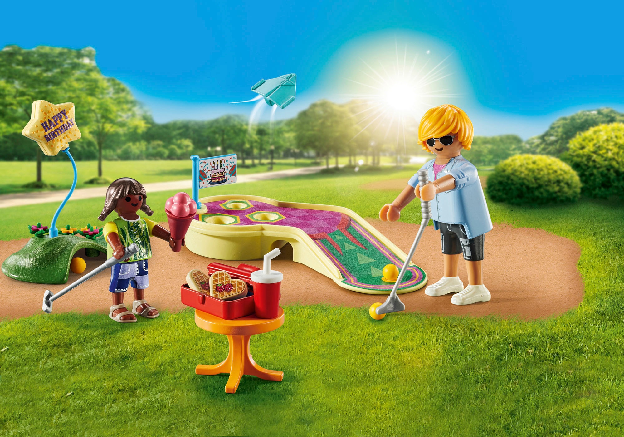 Playmobil® Konstruktions-Spielset »Minigolf (71449), Family Fun«, (33 St.), Made in Europe