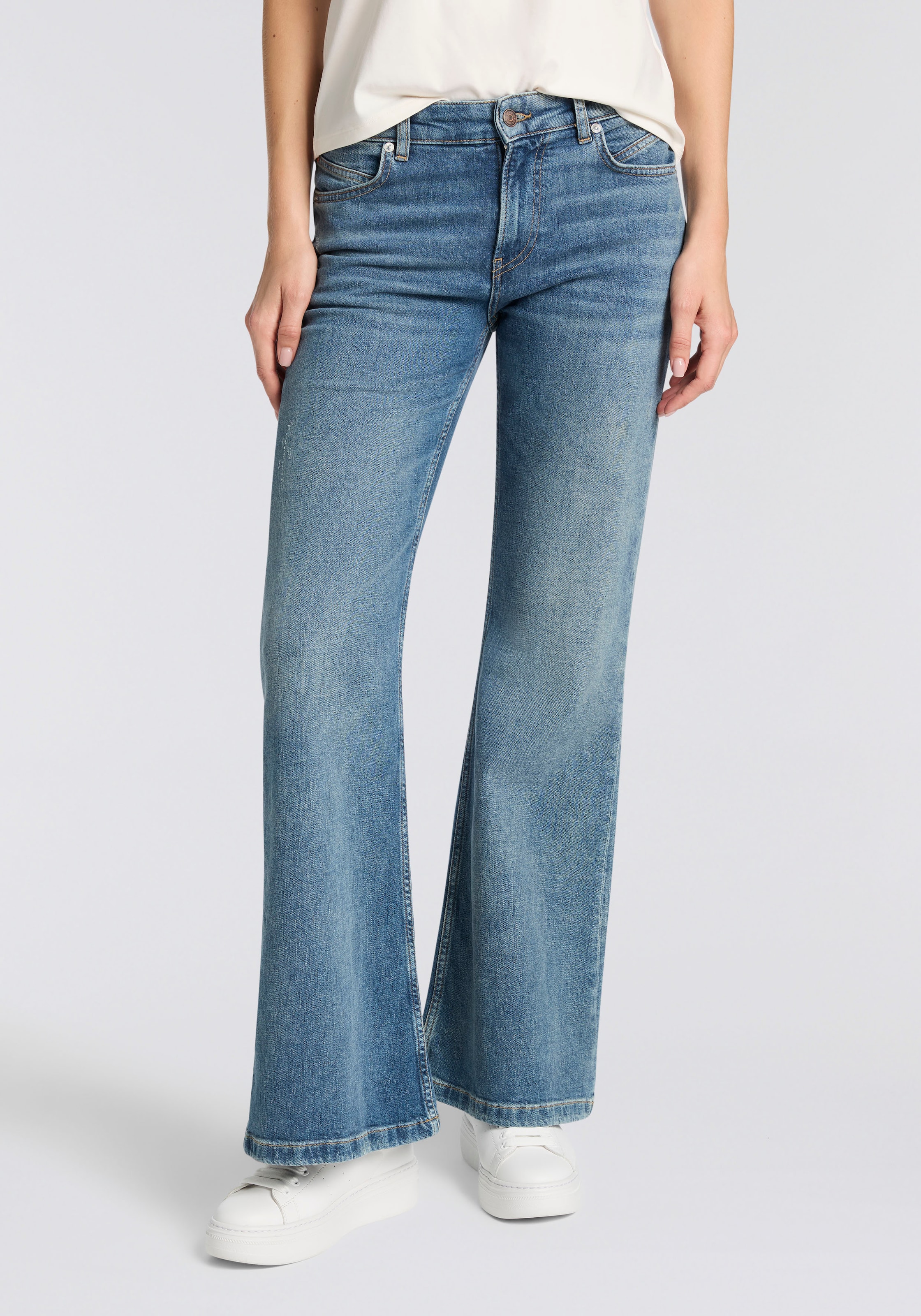 BOSS ORANGE Bootcut-Jeans "SOFT BOOTCUT LR Premium Damenmode", Low Rise günstig online kaufen