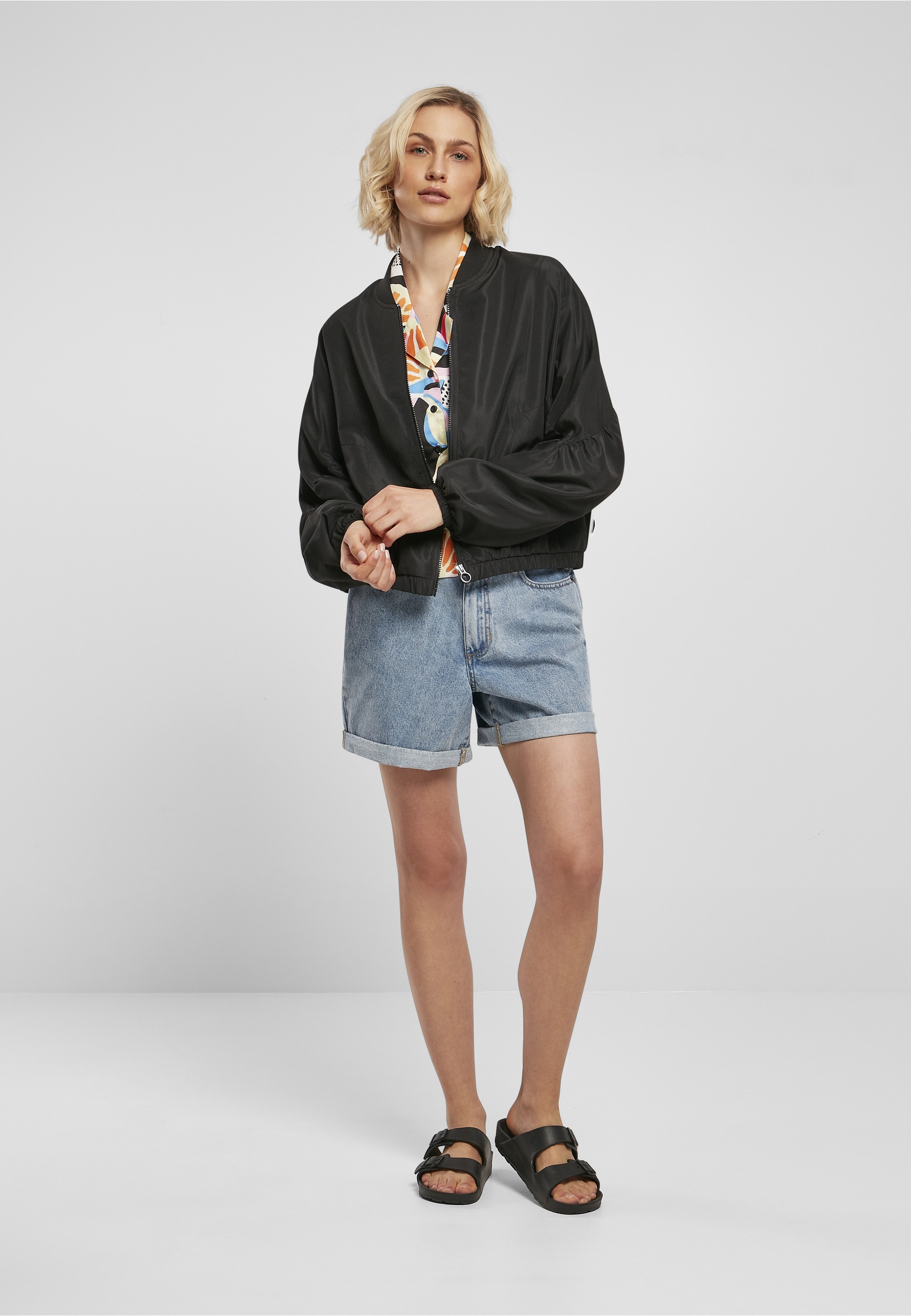 URBAN CLASSICS Anorak »Urban Classics Damen Ladies Recycled Batwing Bomber Jacket« 1 Stk. tlg. ohne Kapuze