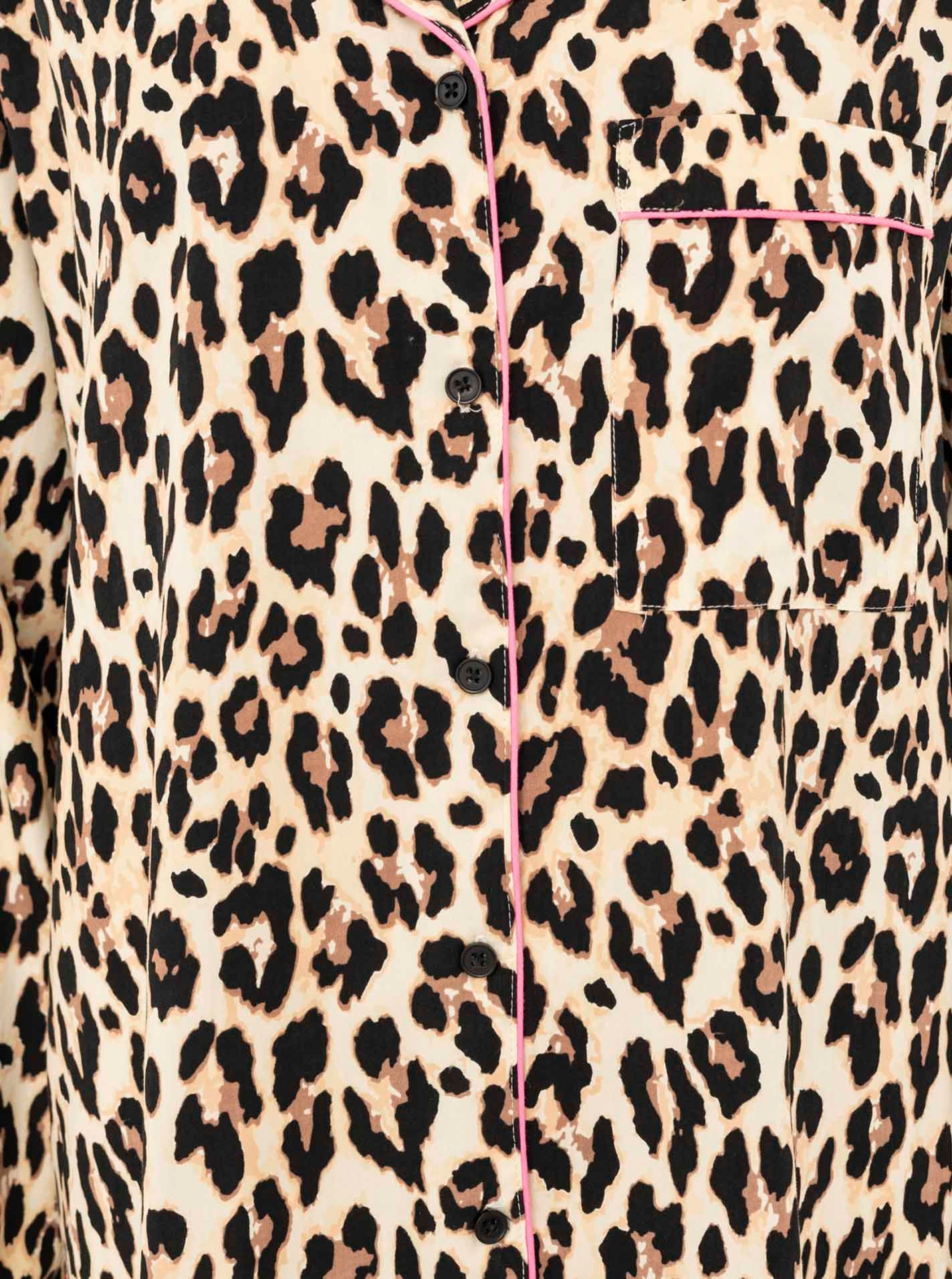 Zwillingsherz Pyjama »Cozy Leo« Leo-Muster, Oberteil mit Knöpfen, Hose mit elastischem Bund