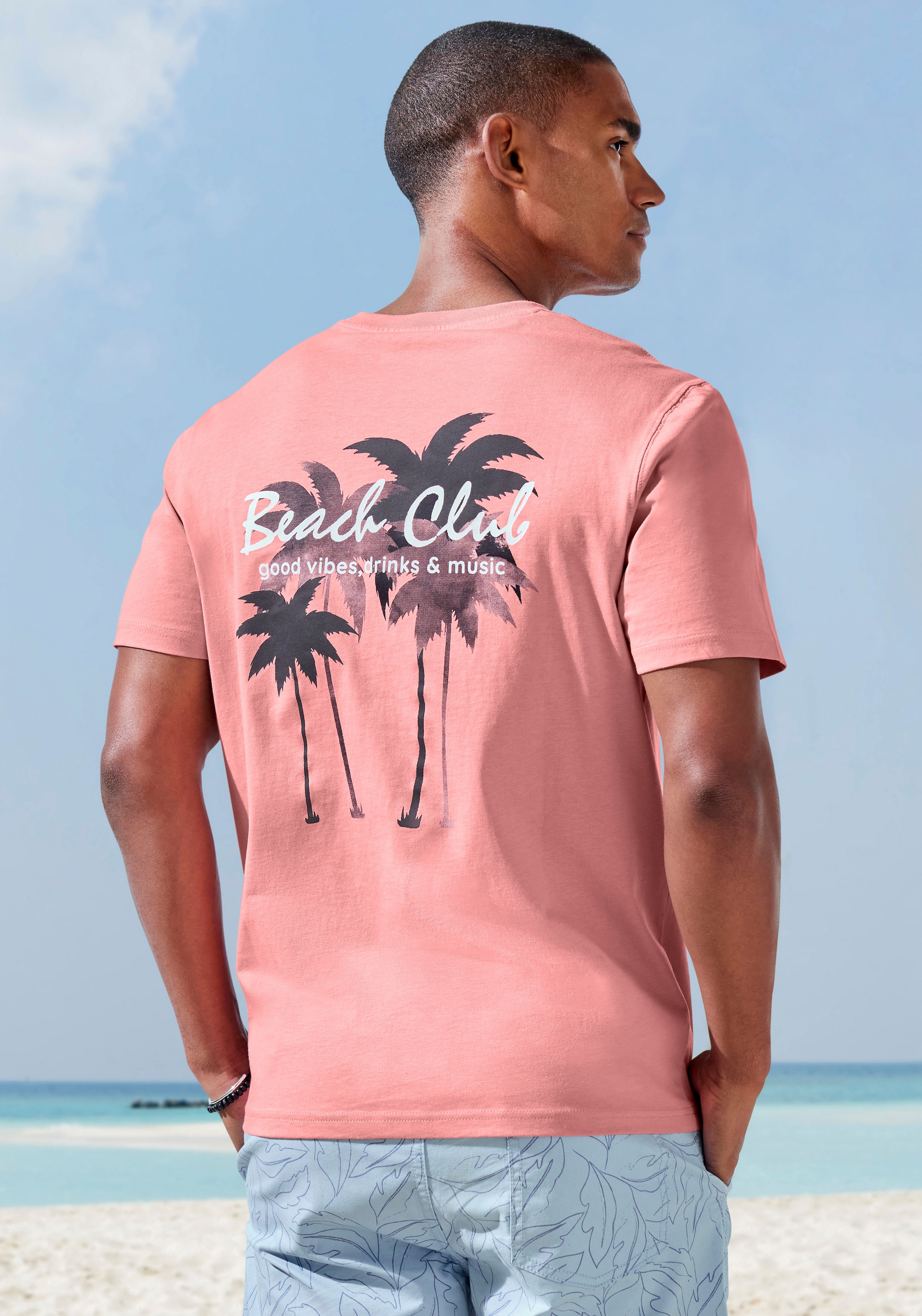 Beachtime T-Shirt »mit großem Rückenprint«, Regular-Fit, mit Print vorn und hinten