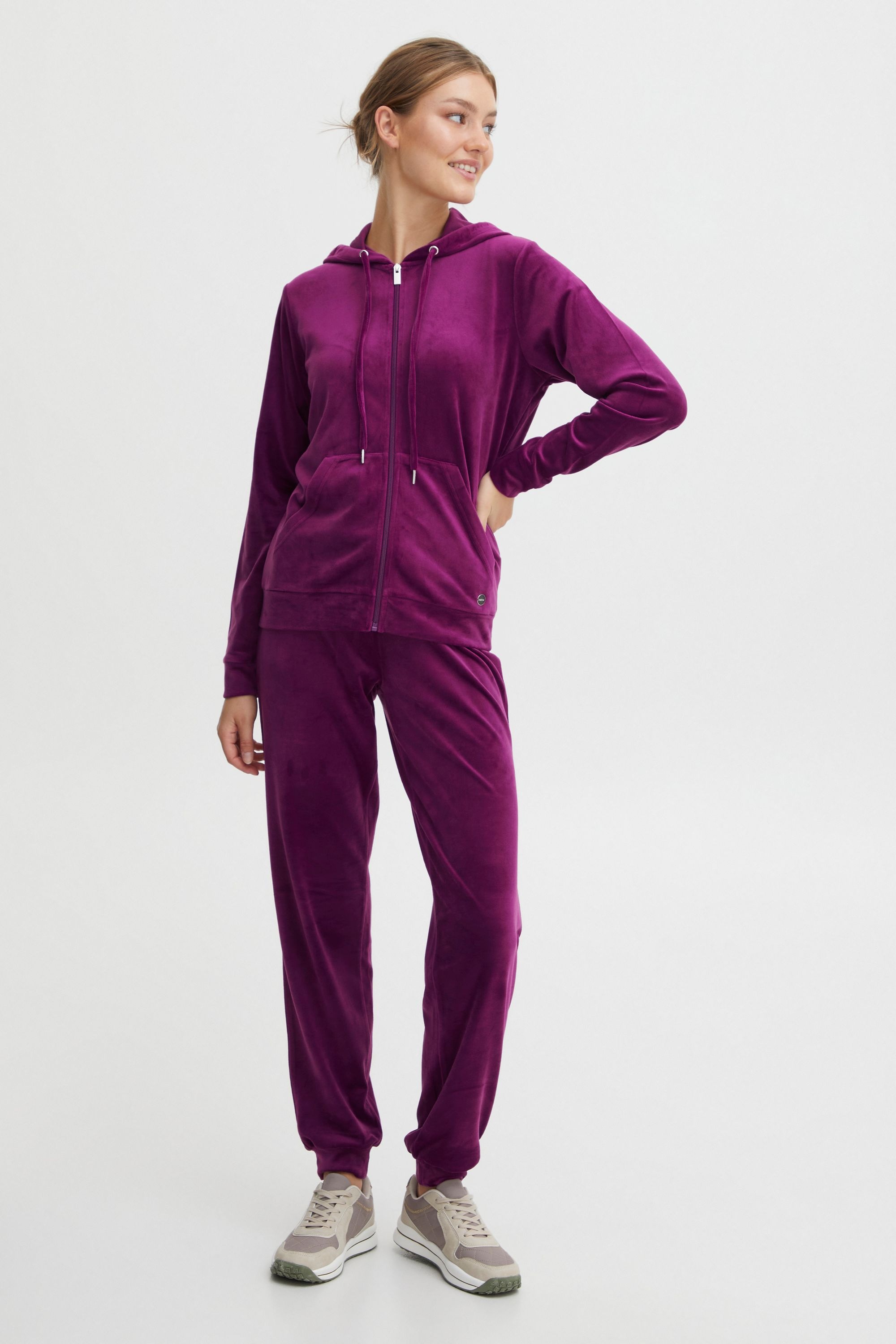 OXMO Overall "Jogginganzug OXMitta" günstig online kaufen