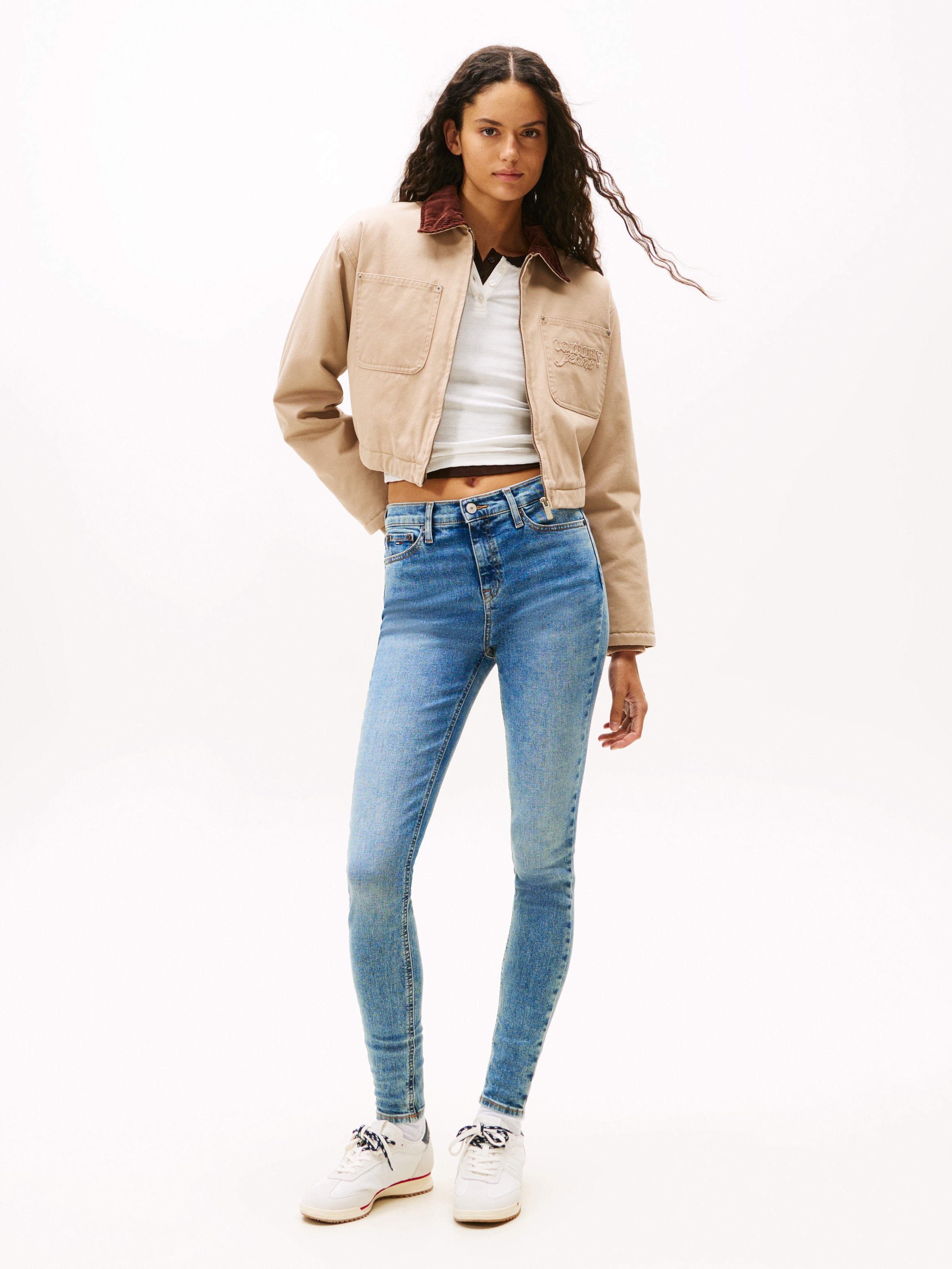 Tommy Jeans Skinny-fit-Jeans »NORA MR SKNY«, mit Waschung, mit Logo-Badge