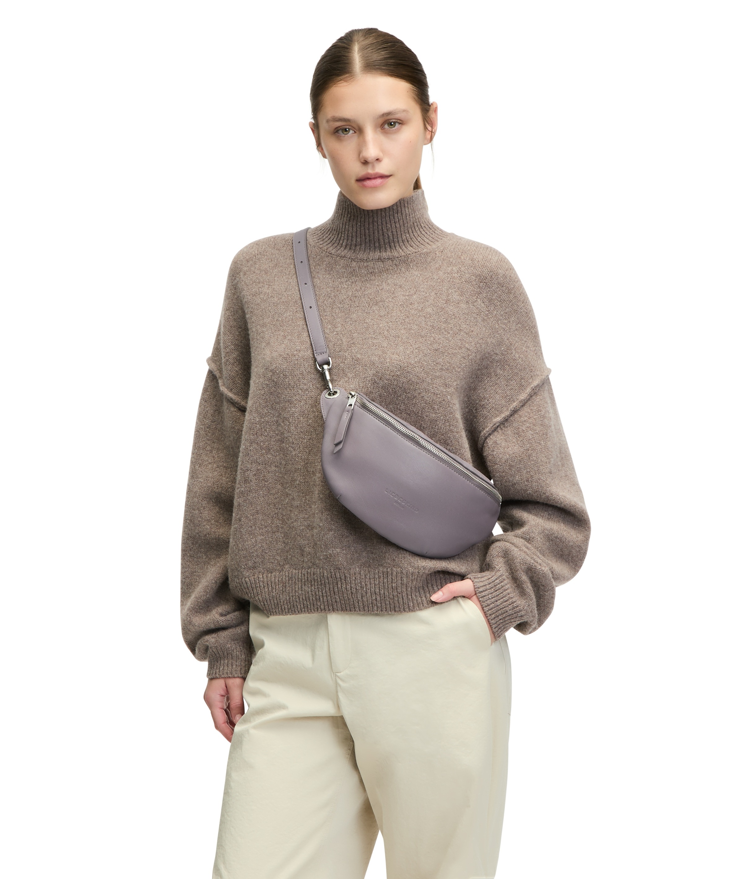 Liebeskind Berlin Umhängetasche »Tavia SEASONAL NOOS SHEEP NATURAL«, Schultertasche Handtasche Damen Tasche Damen