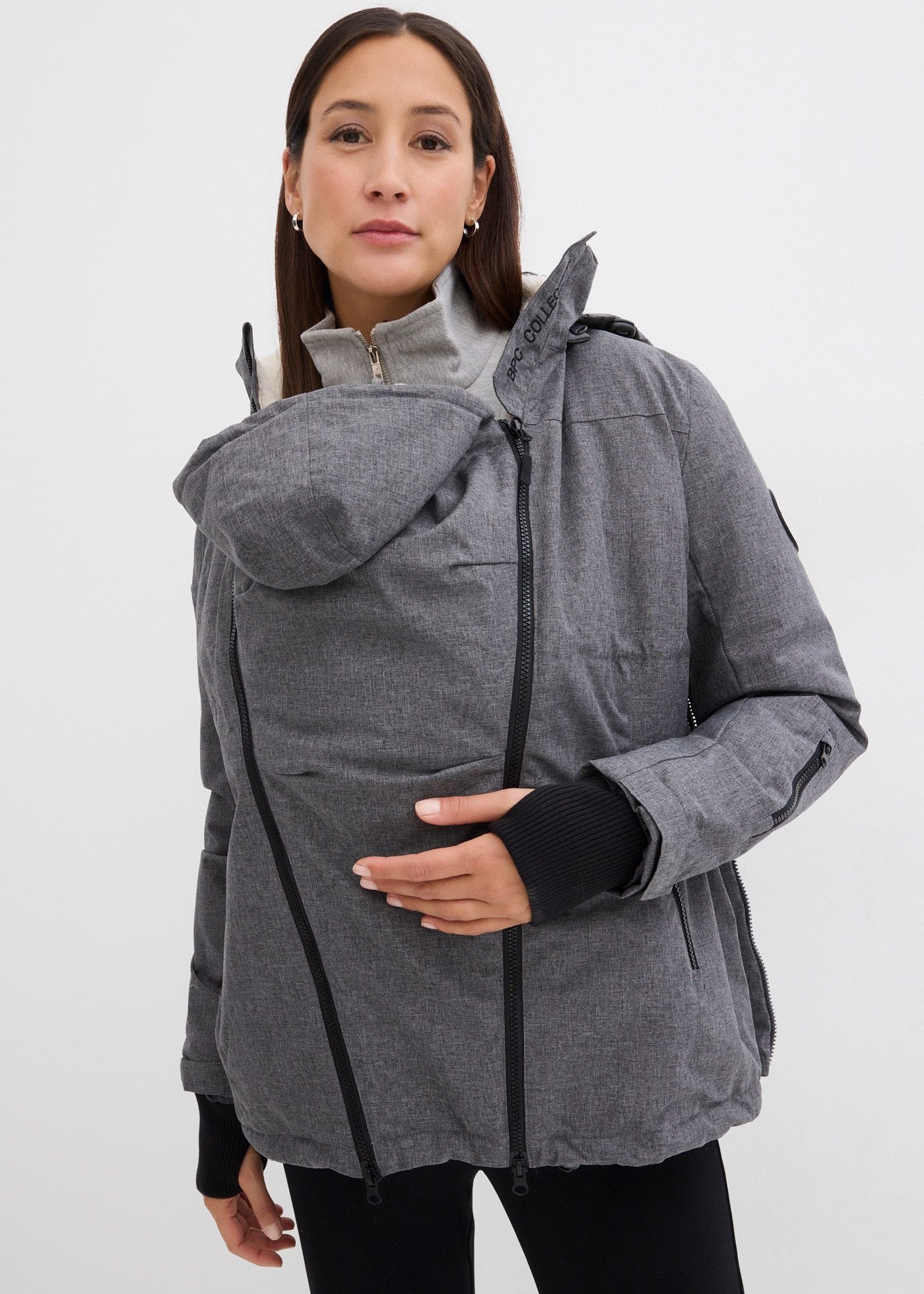 bonprix Umstandsjacke mit Kapuze regen- und windabweisendes Obermaterial, herausnehmbarer Trageeinsatz