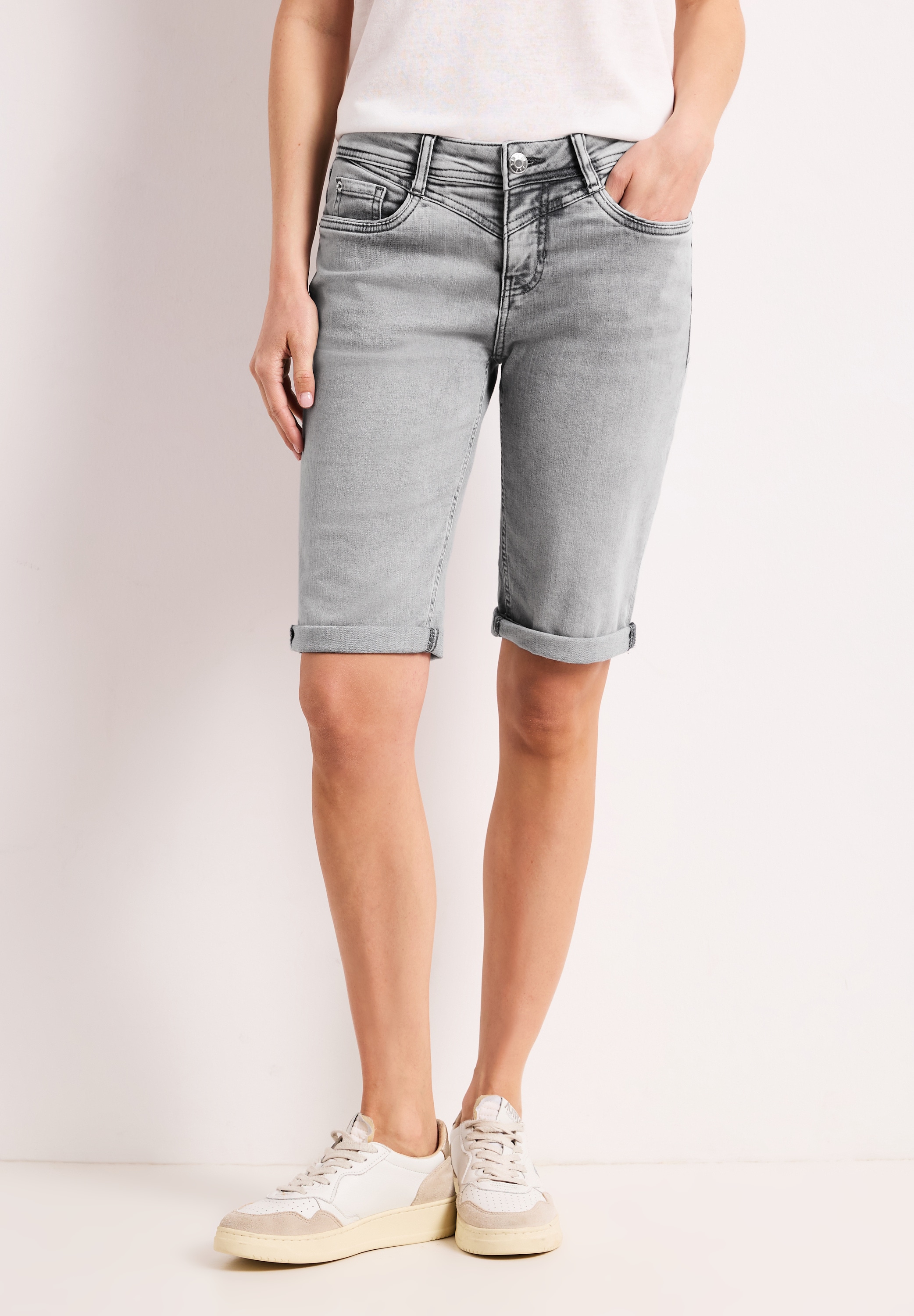 STREET ONE Comfort-fit-Jeans in Bermuda-Länge
