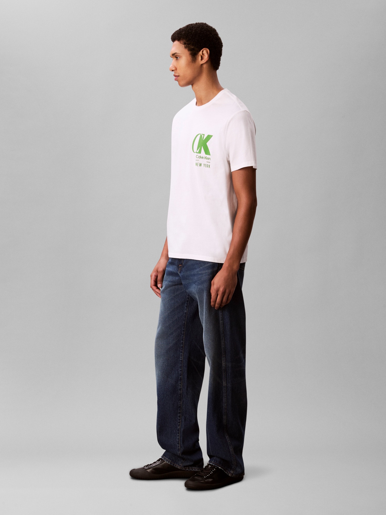 Calvin Klein T-Shirt »SS 20S EU CK OVERLAP GRAPHIC TEE«, Mit Rundhalsausschnitt, regular fit