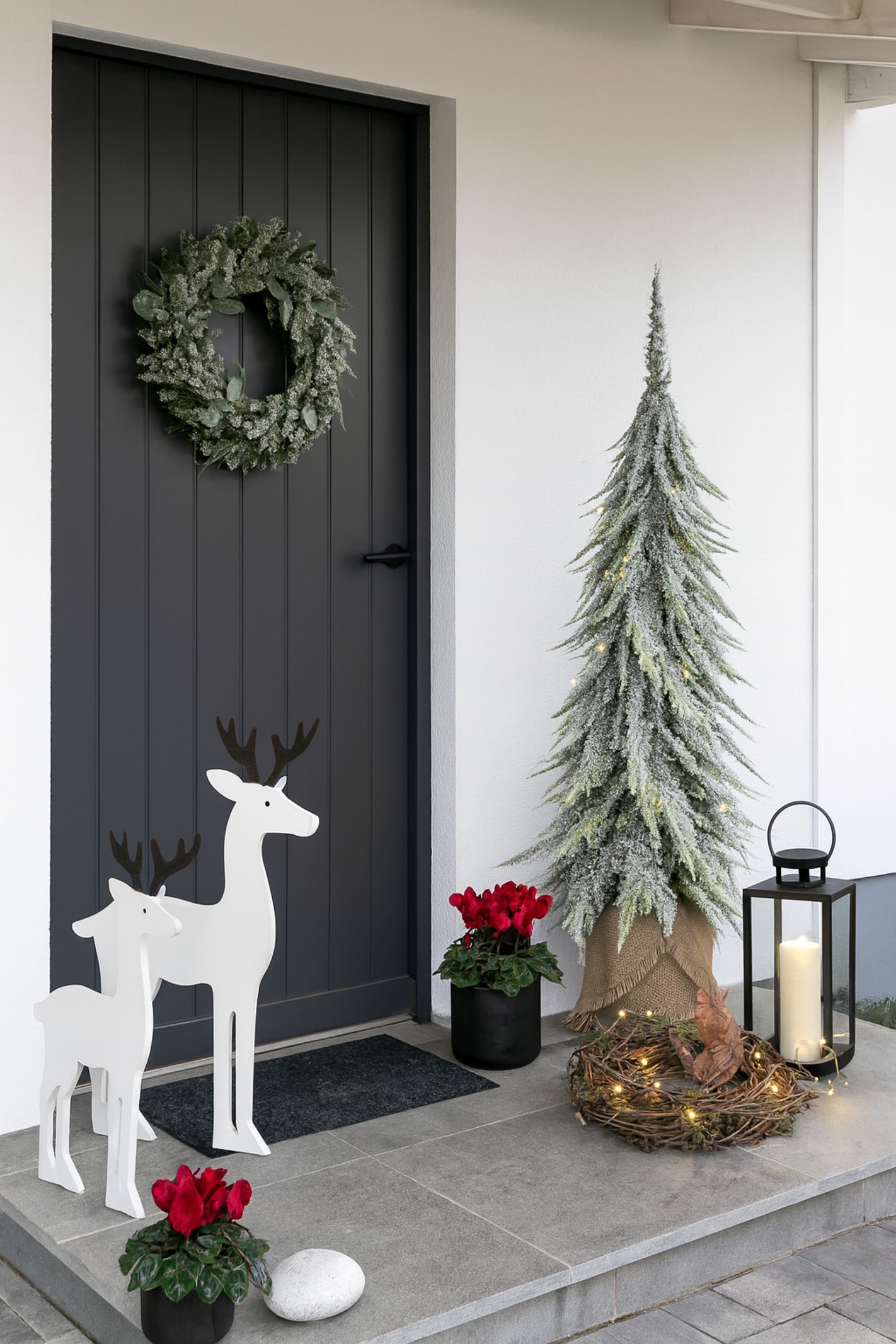 I.GE.A. Künstlicher Weihnachtsbaum »Tannenbaum in Jute« Mini Christbaum künstlich beschneit Jutesack Tischdeko Weihnachtsdeko
