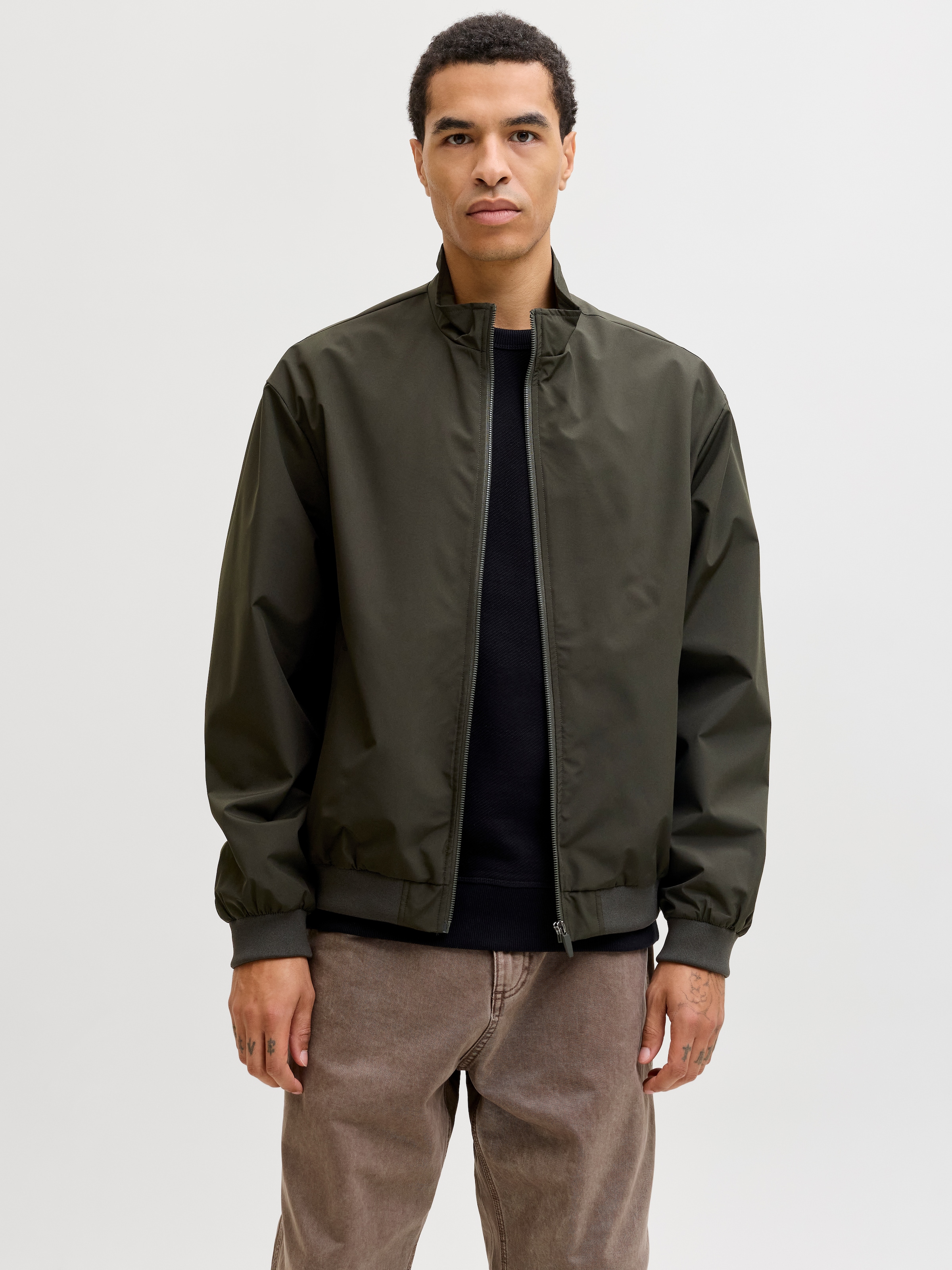 Jack & Jones Bomberjacke »JJECHARGE STAND COLLAR BOMBER NOOS« mit Stehkragen
