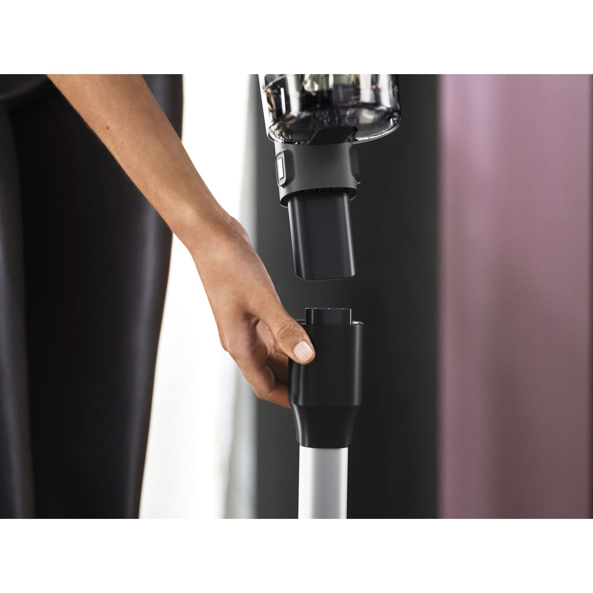 AEG Akku-Hand-und Stielstaubsauger »AP72UB21ES« Leistungsstark-HEPA-Filter; hygienischer All-in-One Station