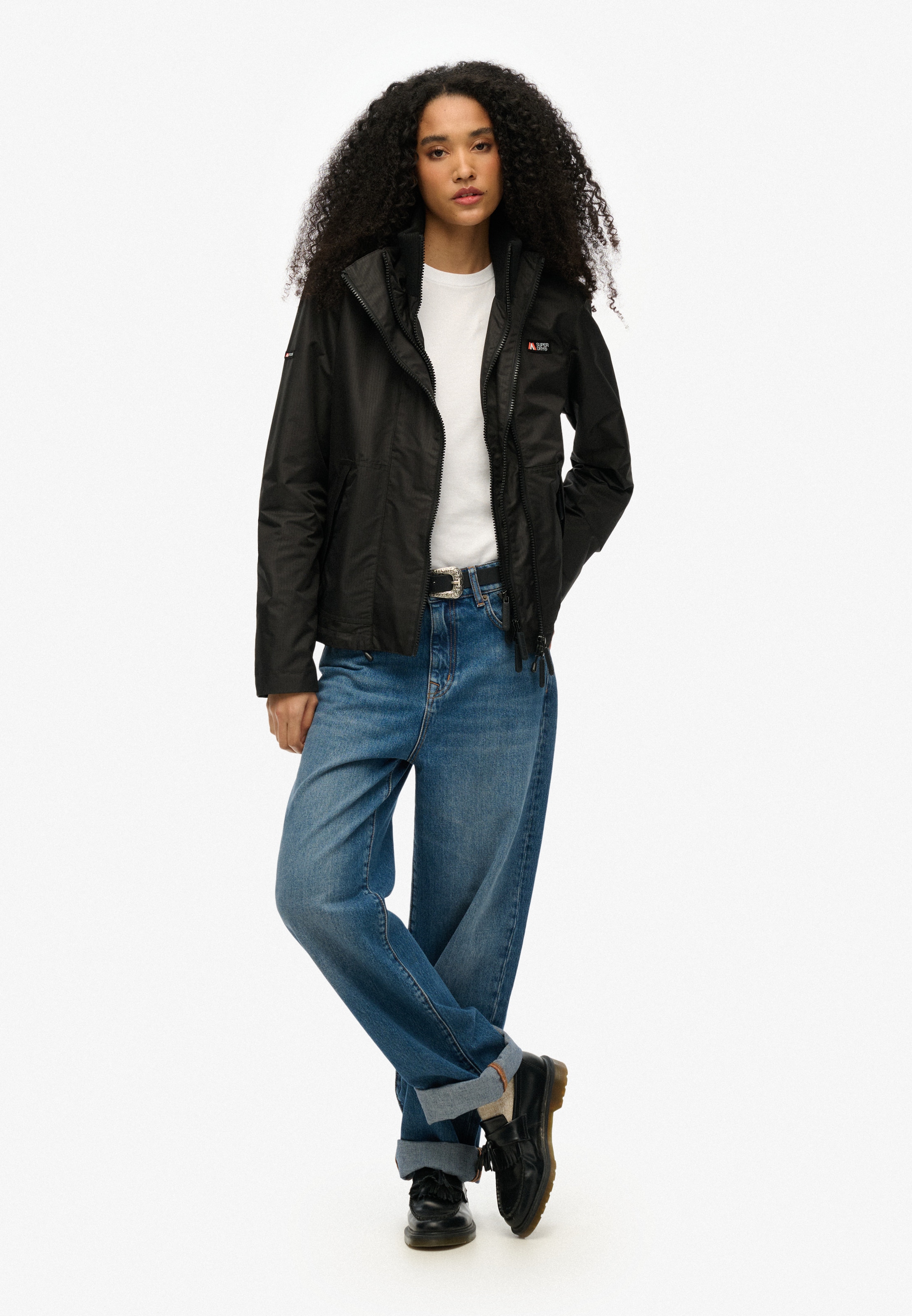 Superdry Outdoorjacke »HOODED MTN WINDBREAKER JKT«, mit Kapuze