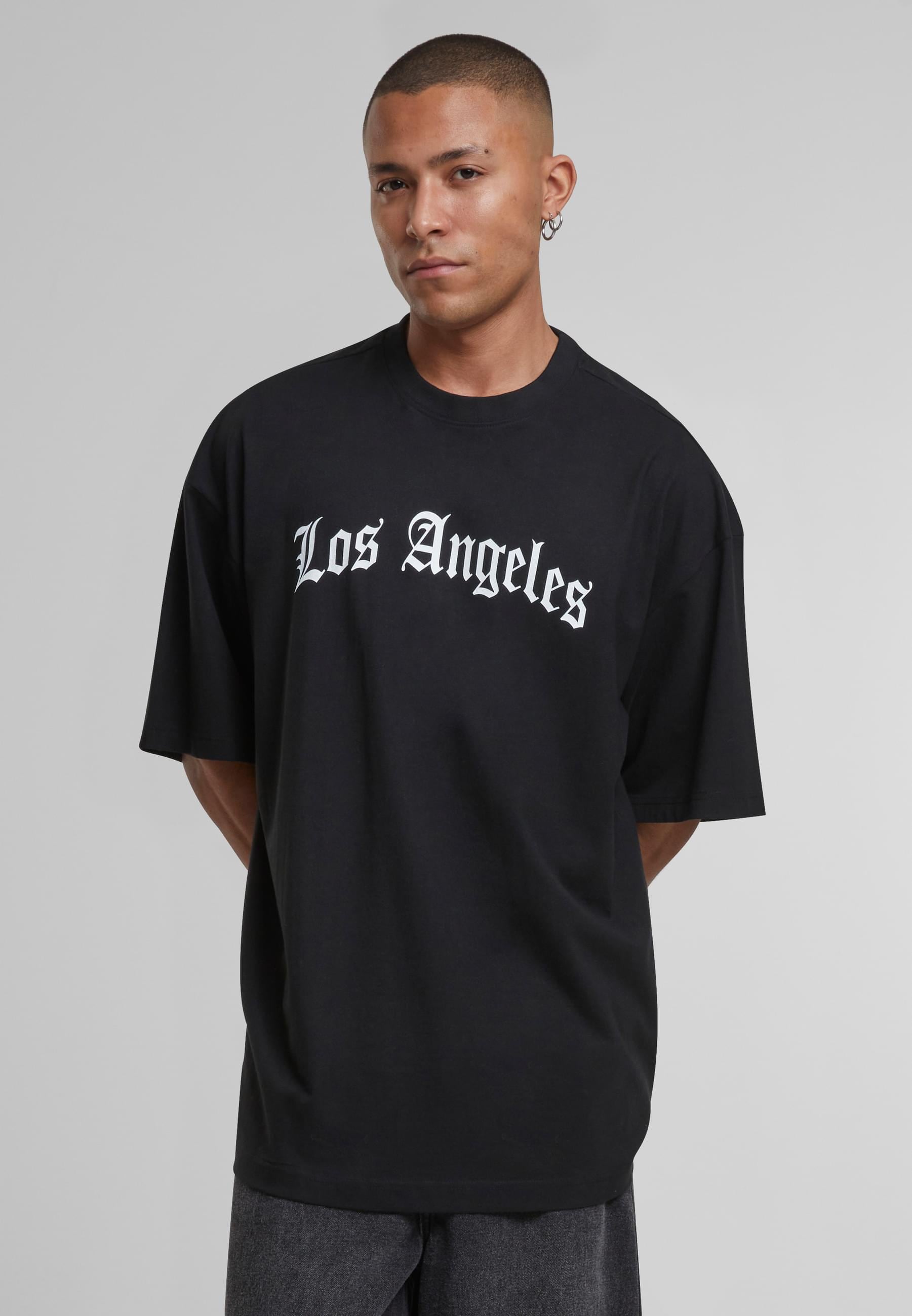 MisterTee T-Shirt »MisterTee Los Angeles Wording New Huge Tee«, (1 tlg.)