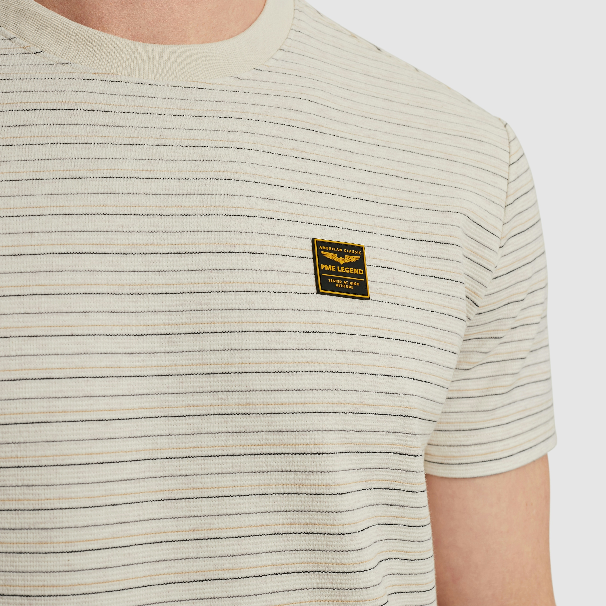 PME LEGEND T-Shirt »Short sleeve r-neck textured yd stripe«, mit Streifen und Logo-Batch