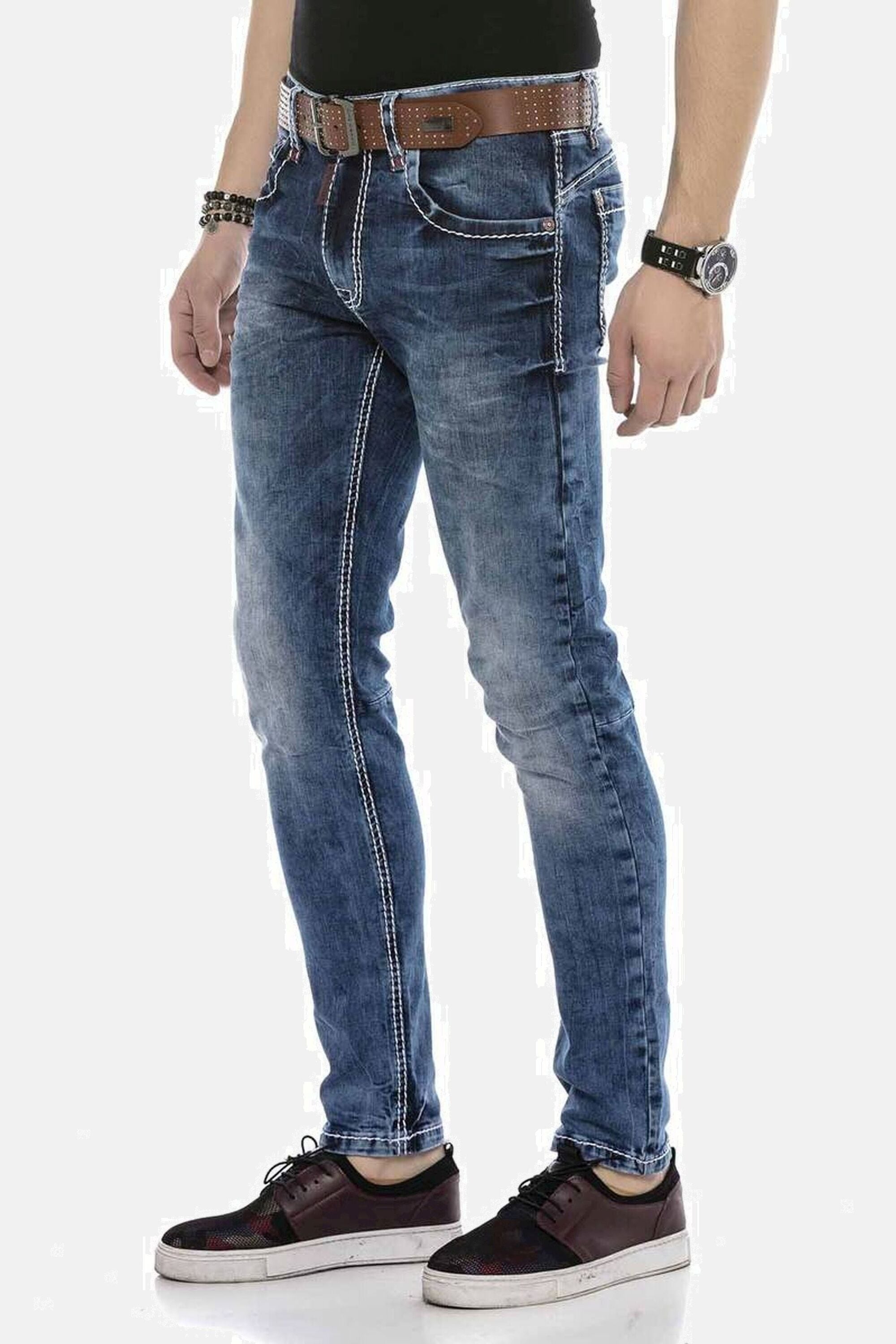 Cipo & Baxx 5-Pocket-Jeans »DENIM«, bequeme Jeans in klassischem Design, CD588