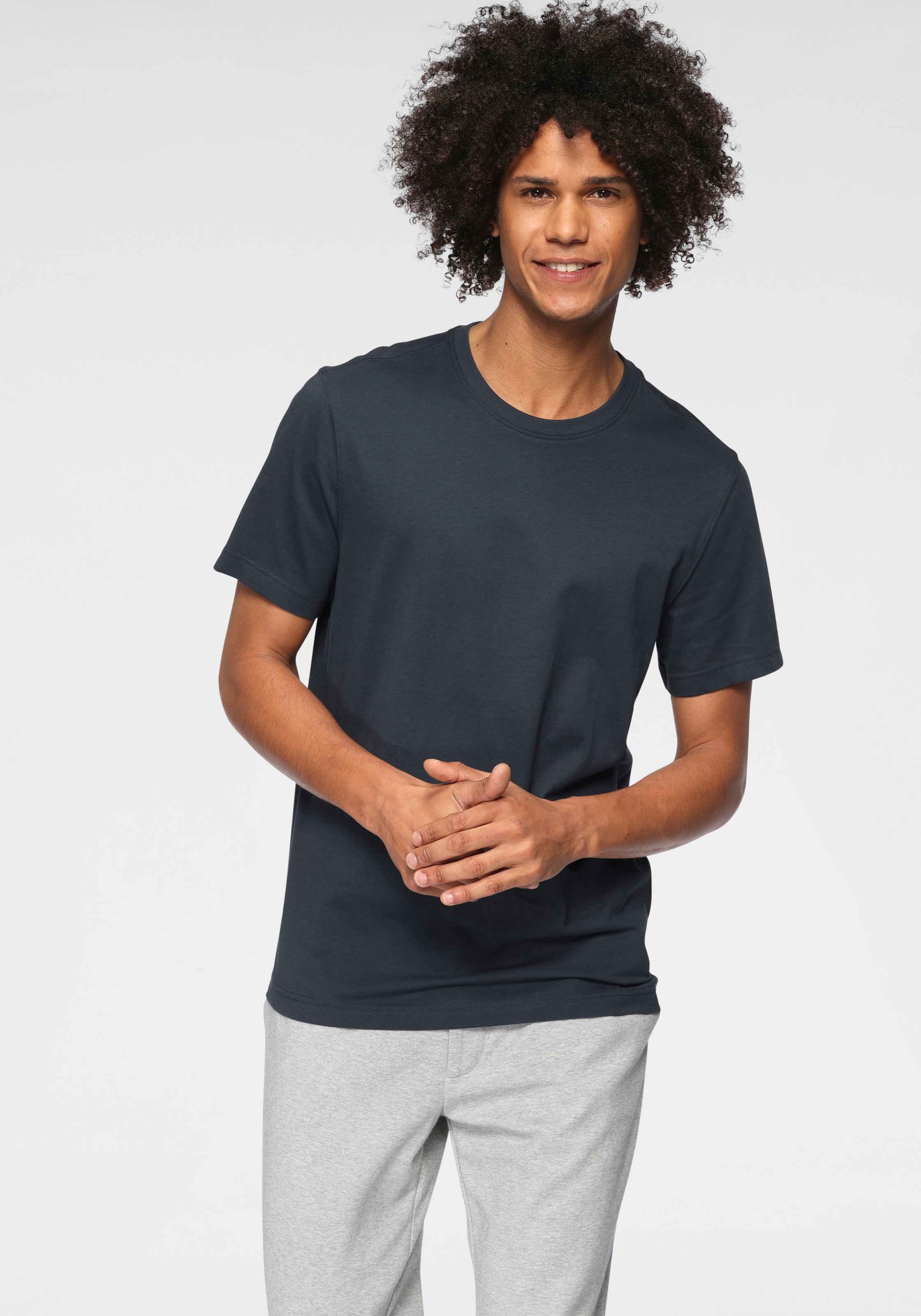 OTTO products T-Shirt »»GOTS zertifiziert – aus Bio-Baumwolle««, Kurzarm, Basic, aus Single Jersey, aus 100% Baumwolle